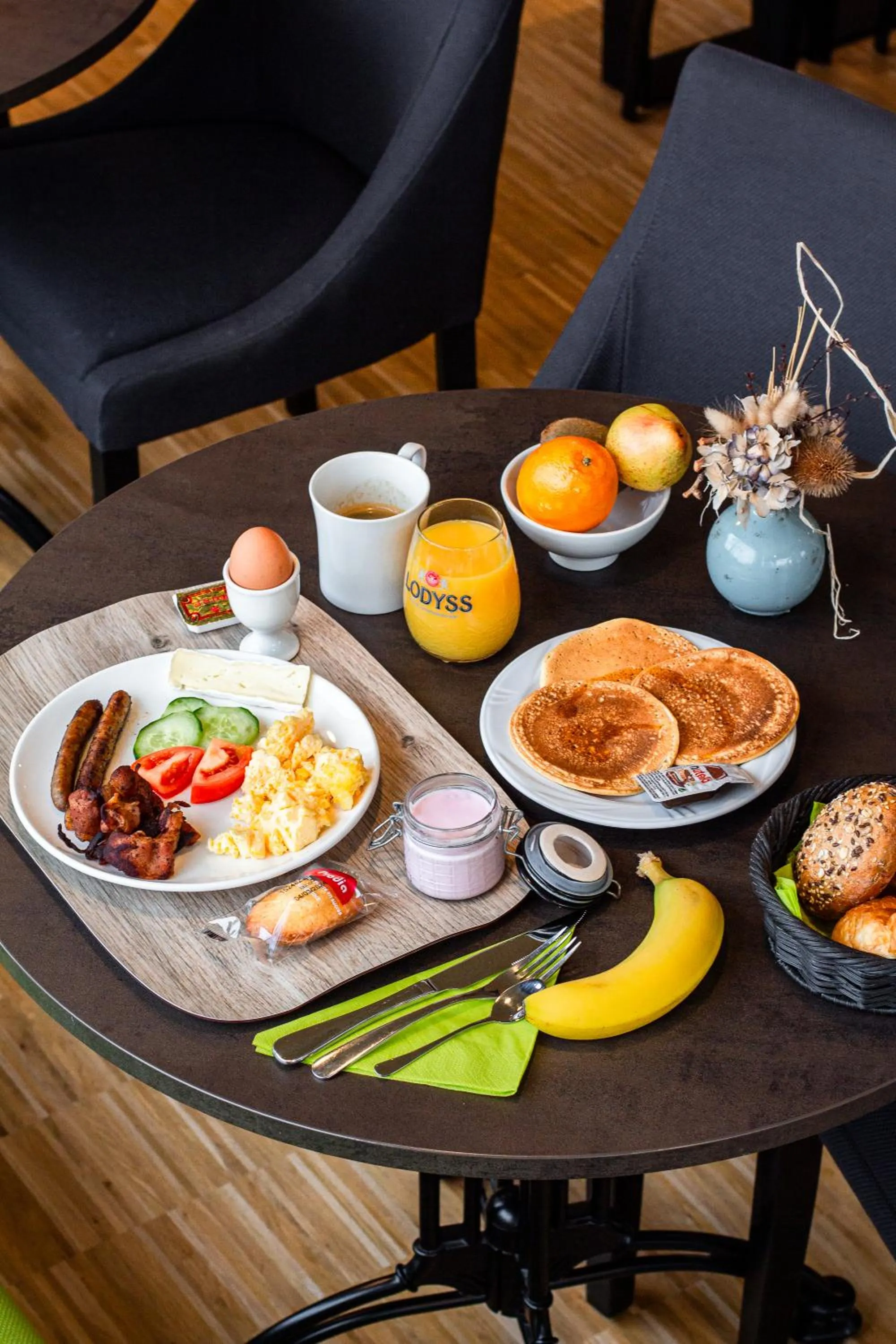 Food and drinks in De Brauhotel - Hôtel de la Brasserie Nationale