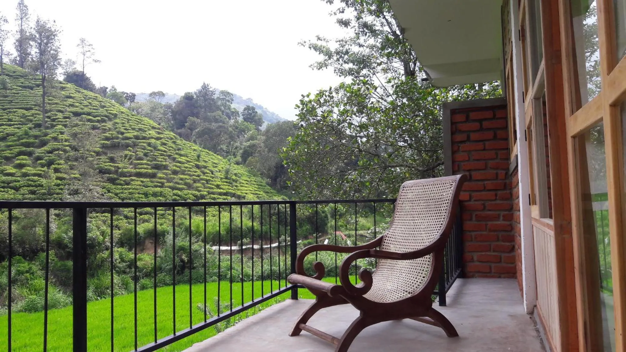 Ayubo Ella - Bed & Breakfast