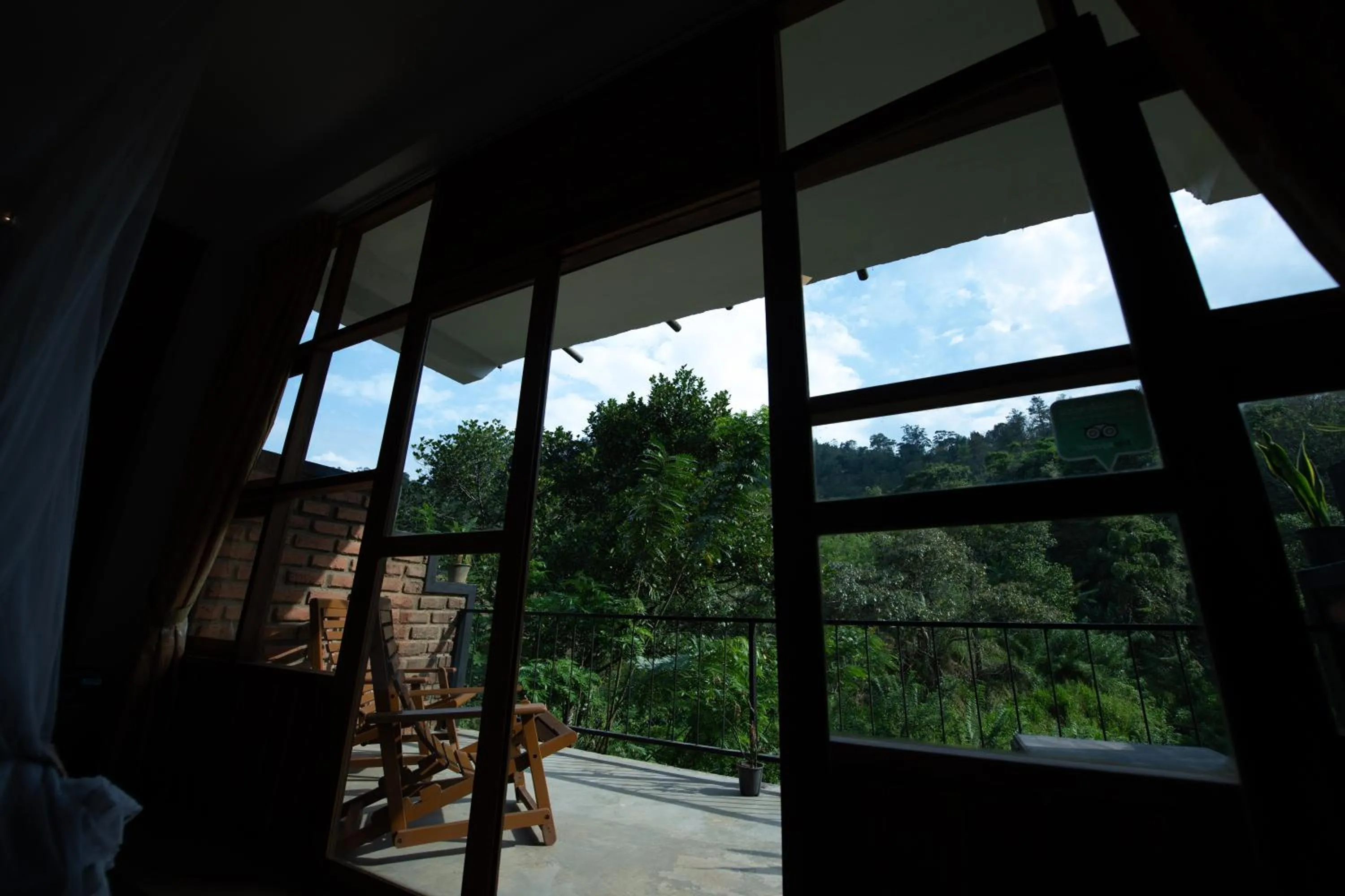 Ayubo Ella - Bed & Breakfast