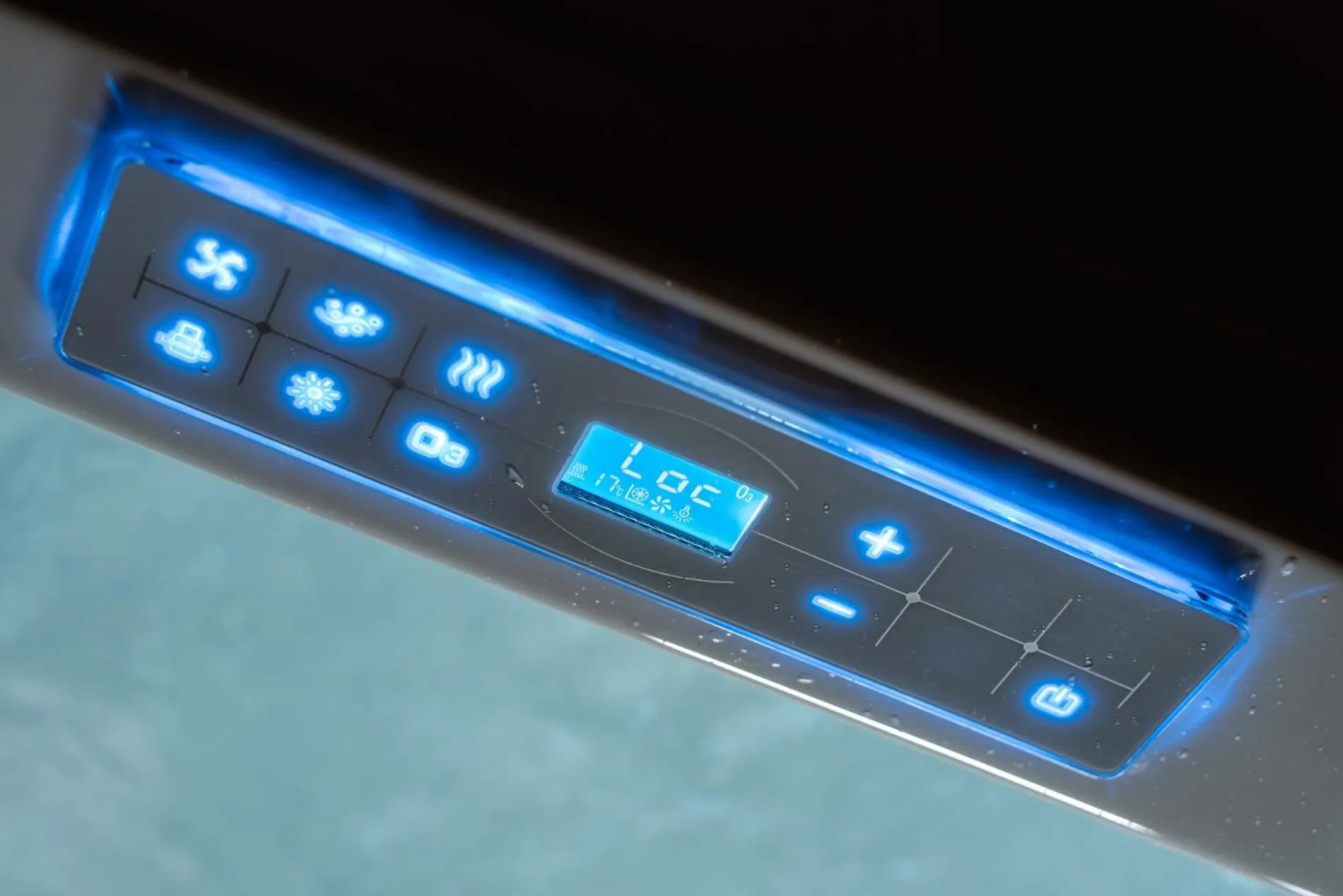 Hot Tub in Hotel GilMar Orellana la Vieja