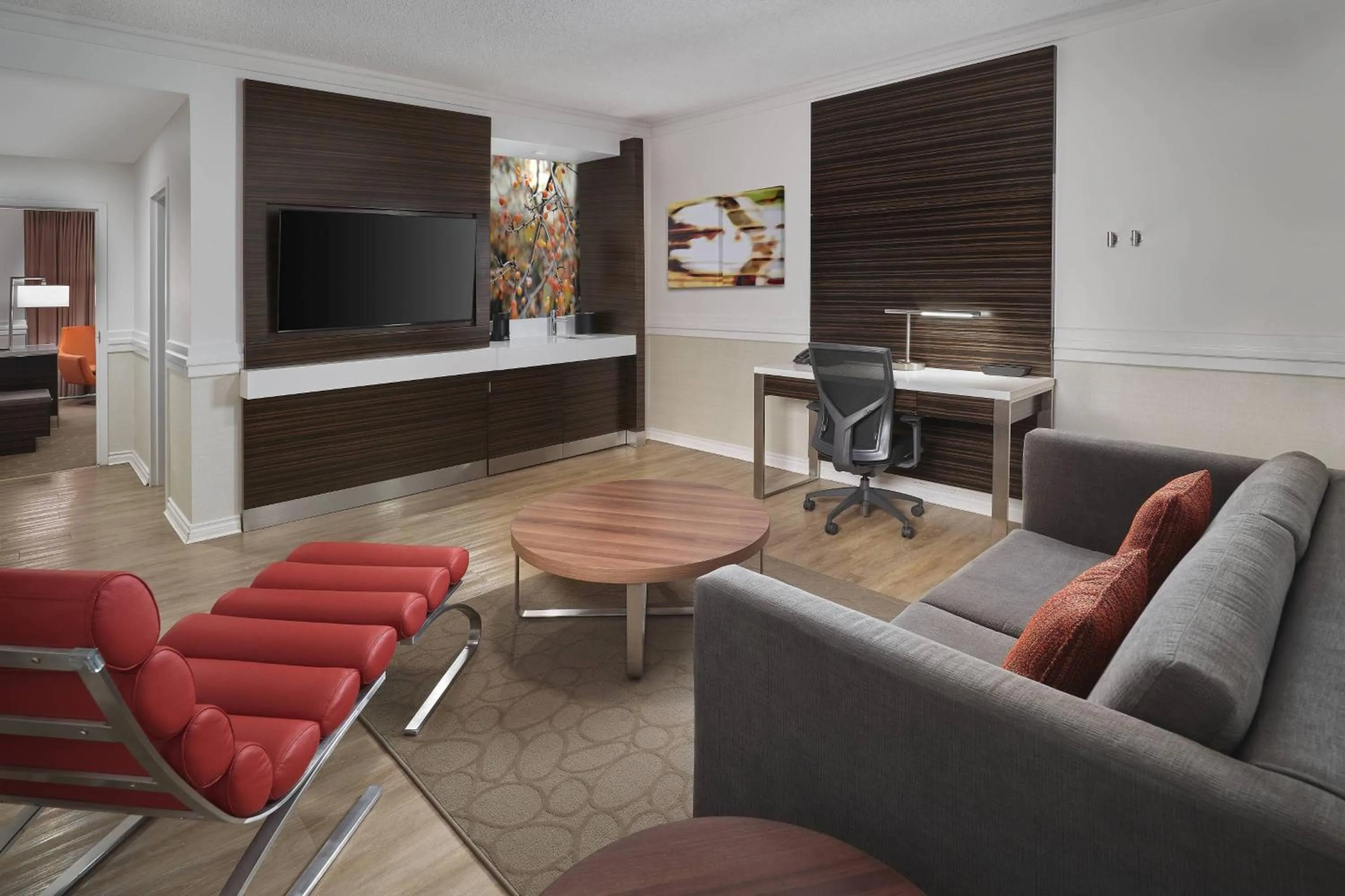 Living room in Delta Hotels by Marriott Edmonton Centre Suites