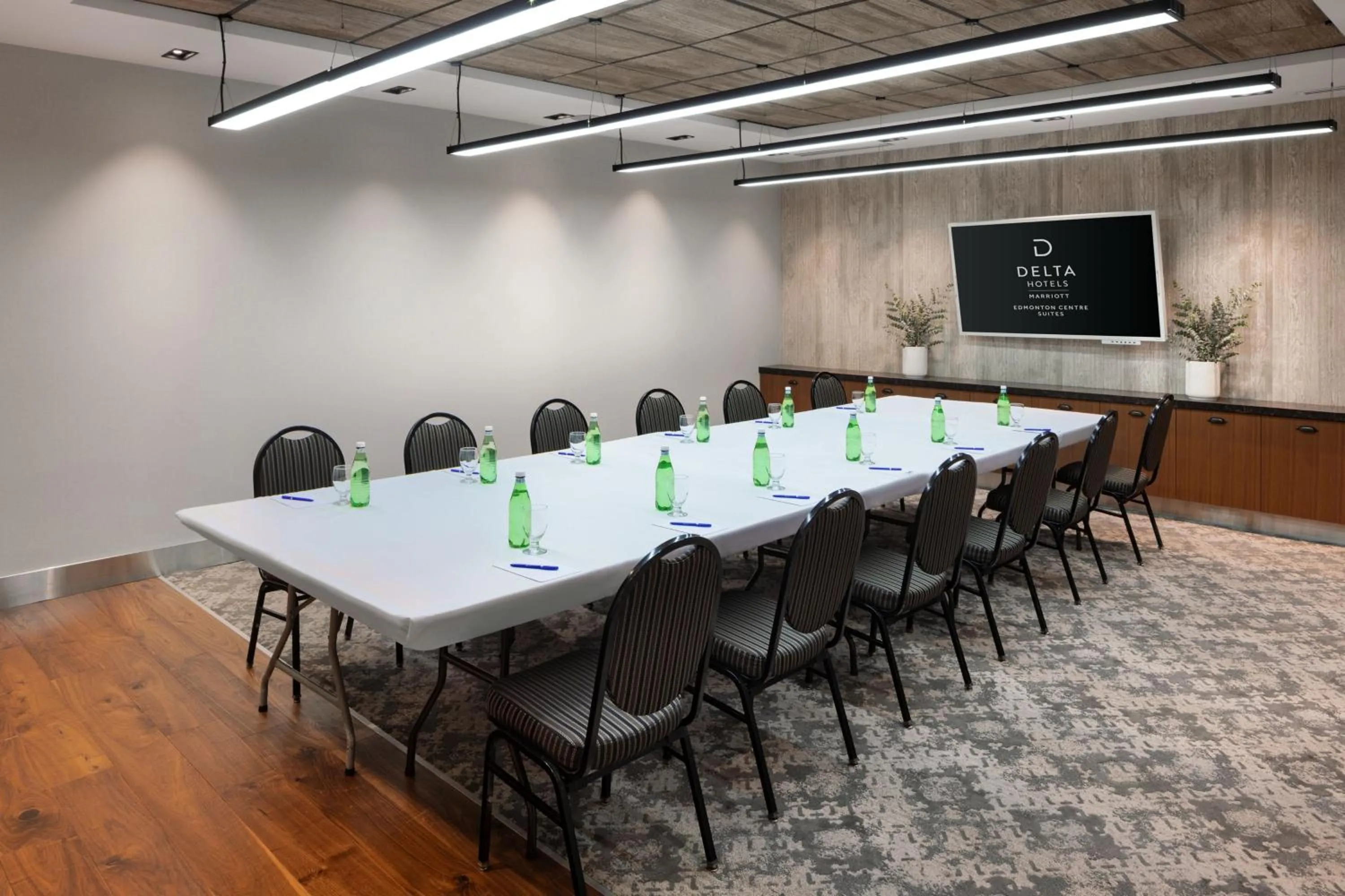 Meeting/conference room in Delta Hotels by Marriott Edmonton Centre Suites