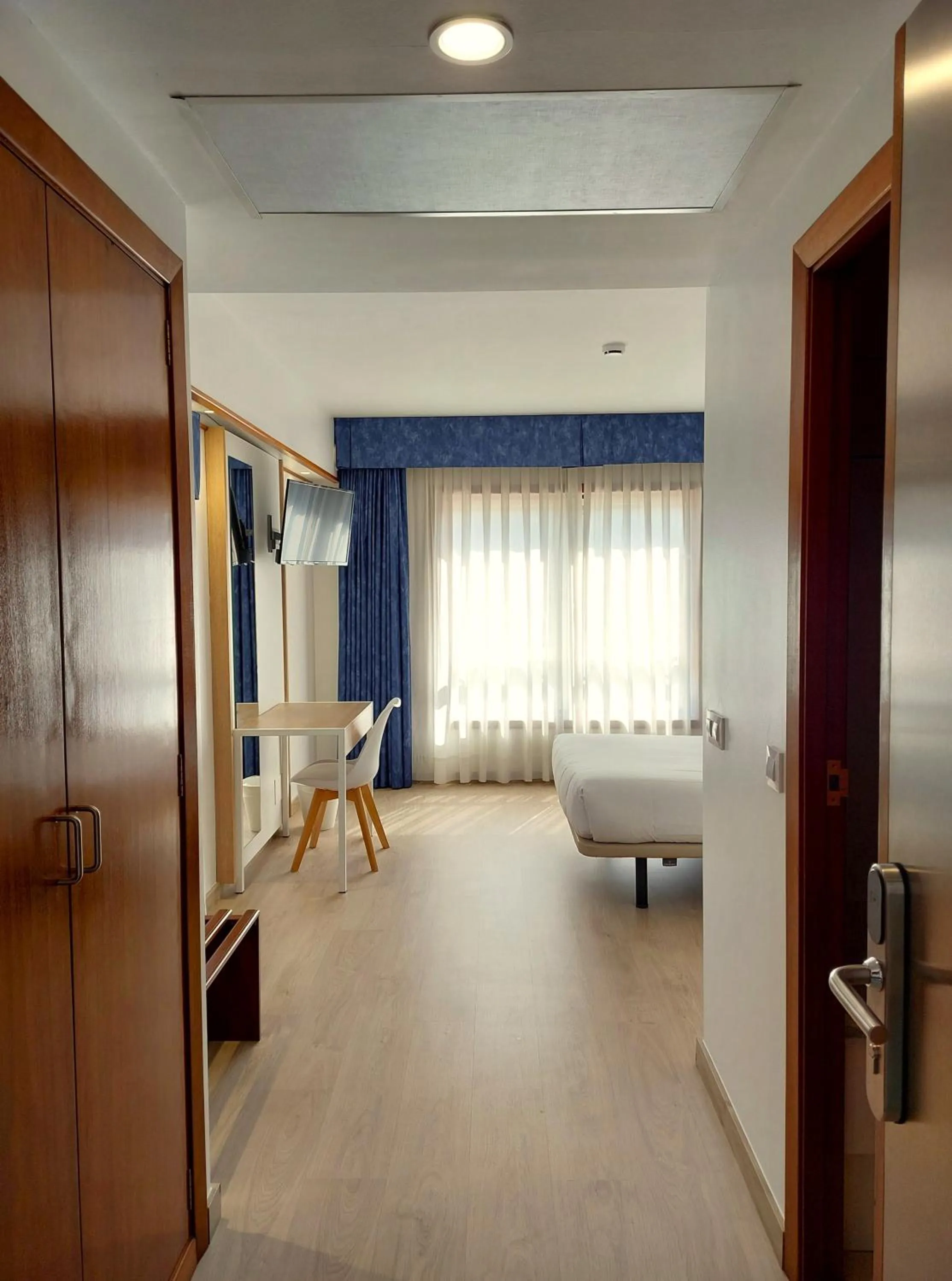 Photo of the whole room, Bed in Hotel Costa Atlántica