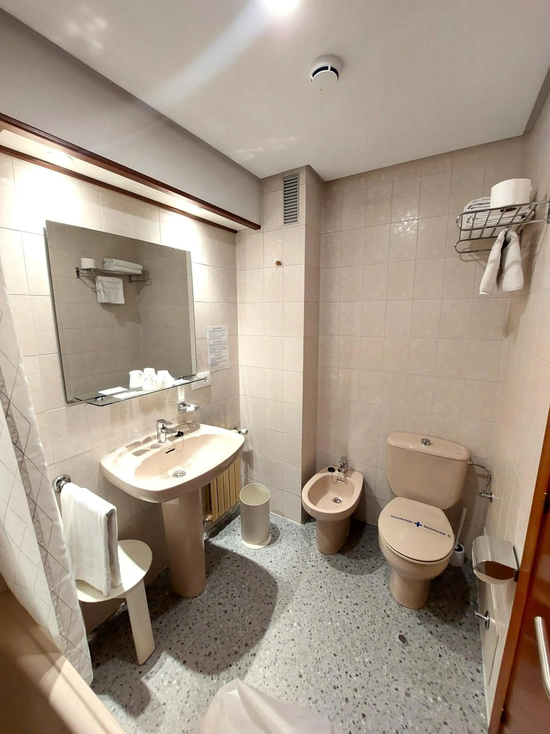 Bathroom in Hotel Costa Atlántica