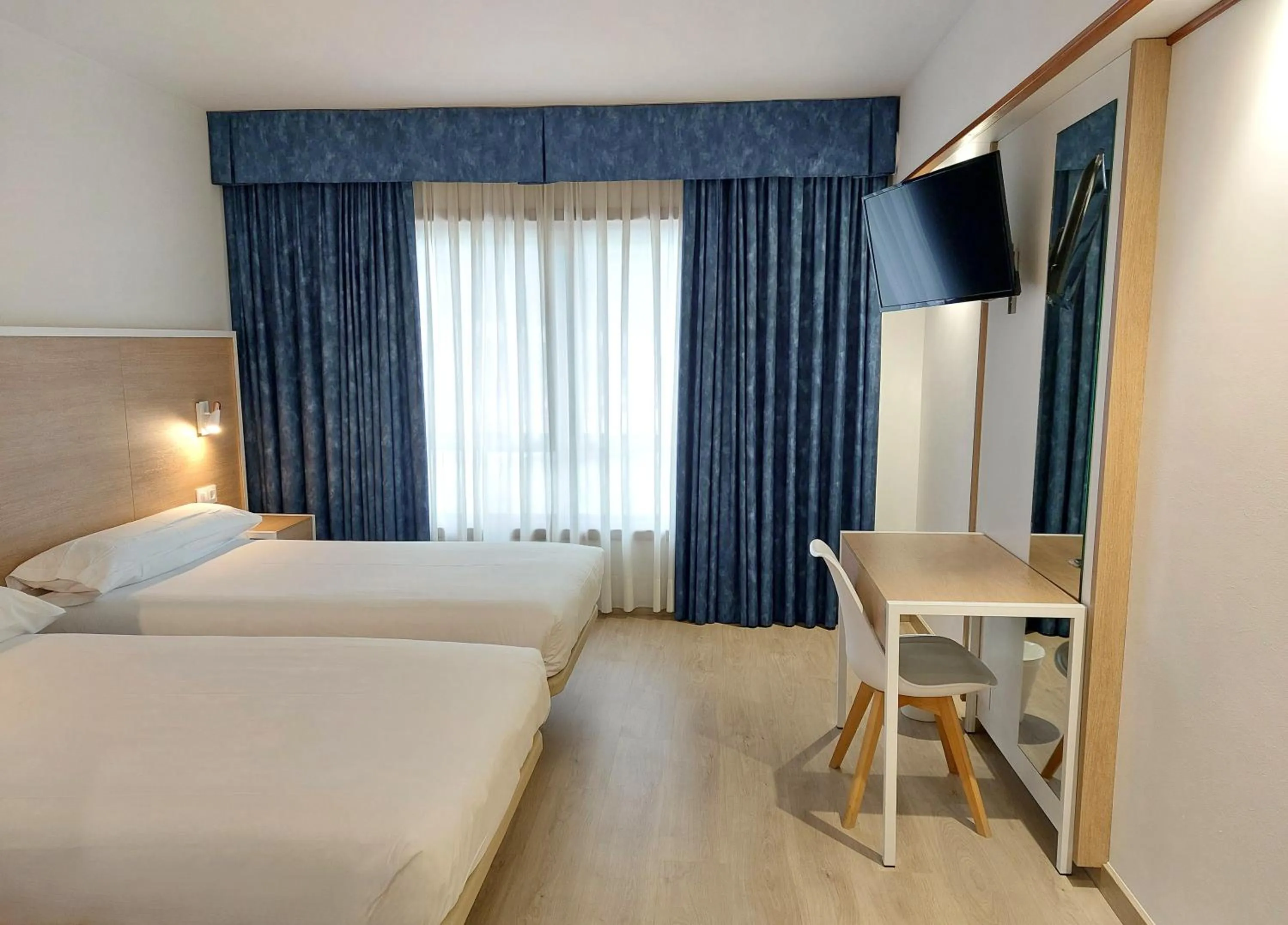 Photo of the whole room, Bed in Hotel Costa Atlántica