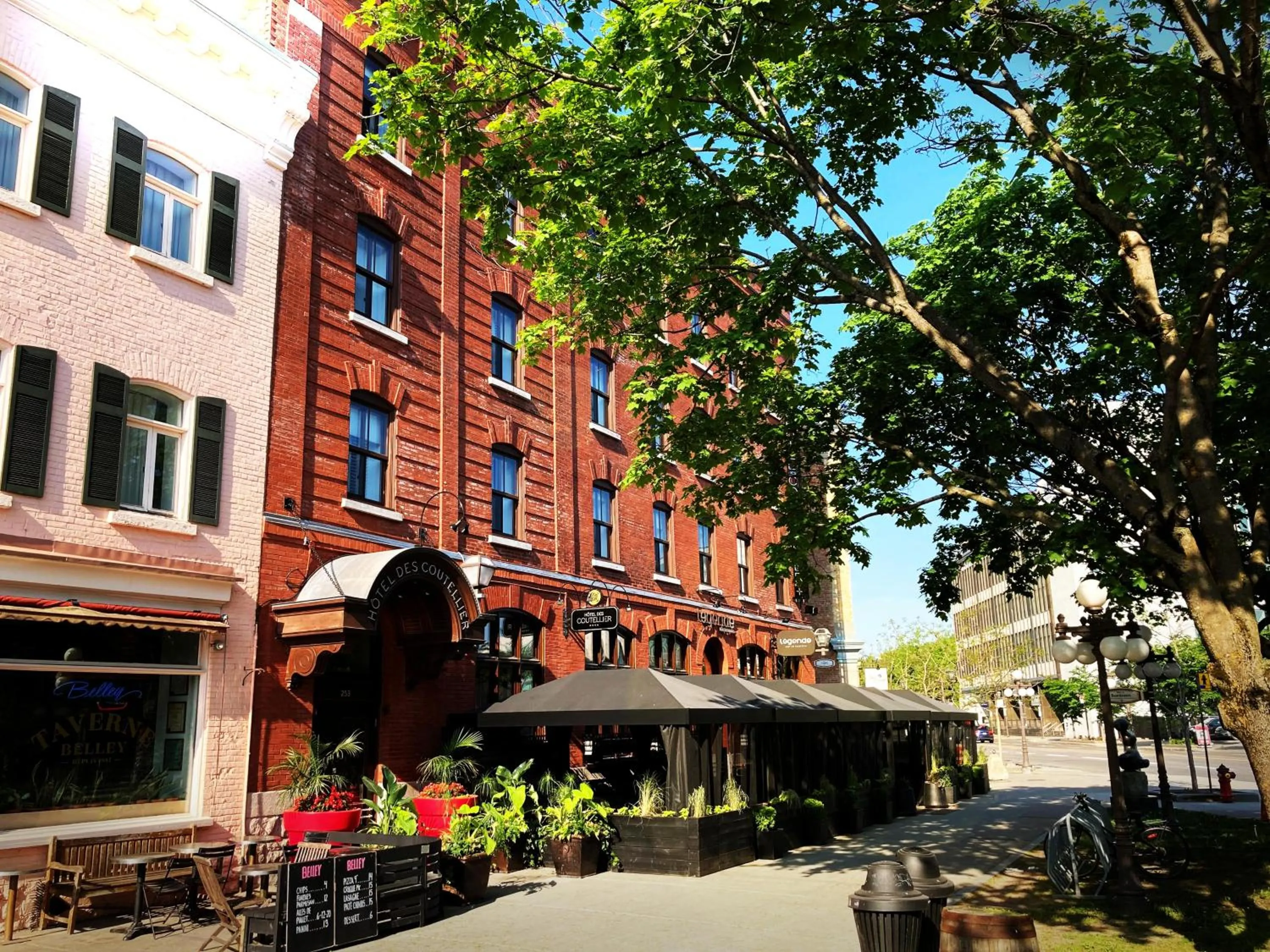 Property building in Hôtel des Coutellier