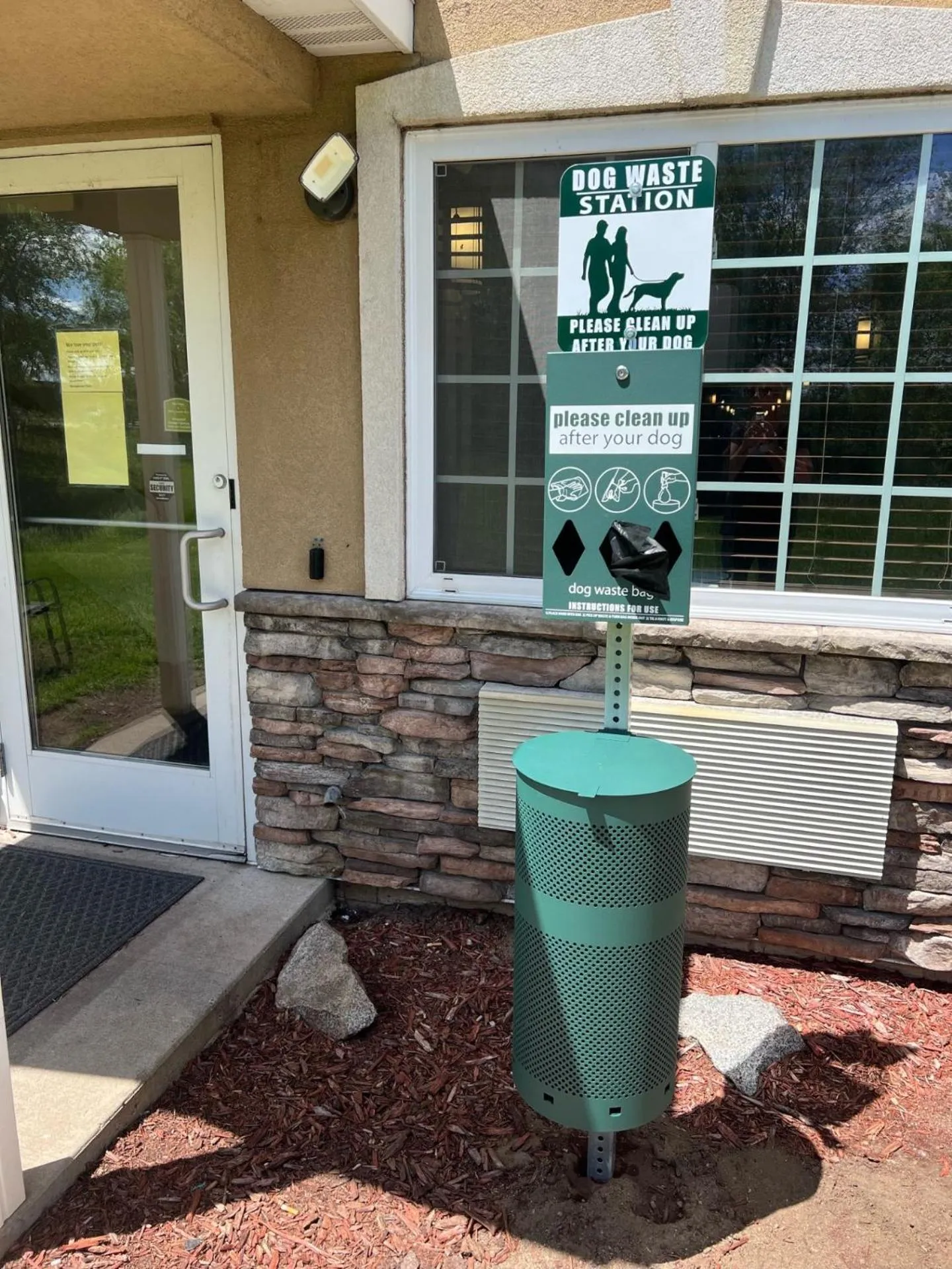 pet friendly in GrandStay Hotel & Suites Becker