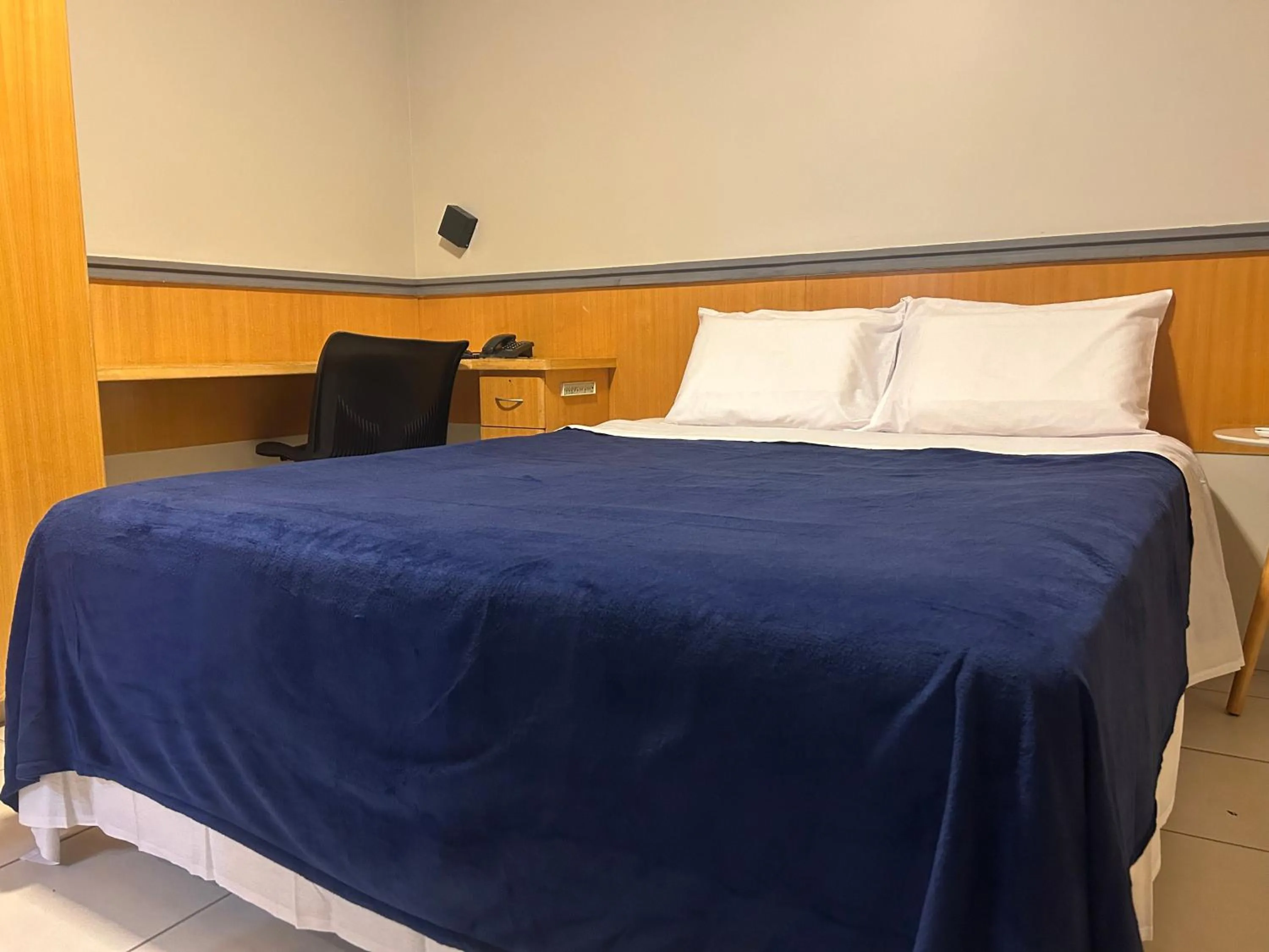 Bed in Crystal Place