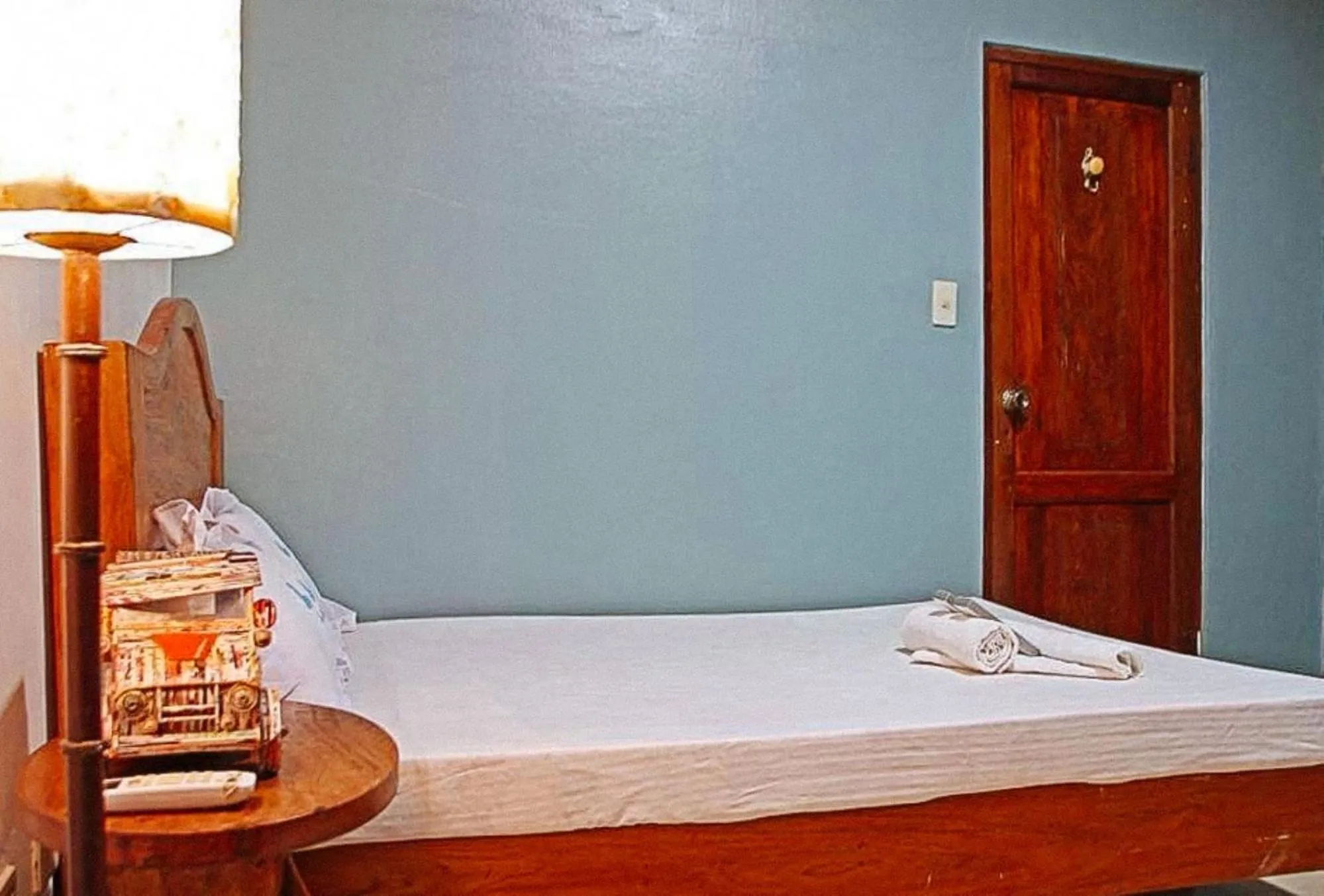 Bed in RedDoorz Hostel at Deomar Hometel & Farm Cafe Vigan Ilocos