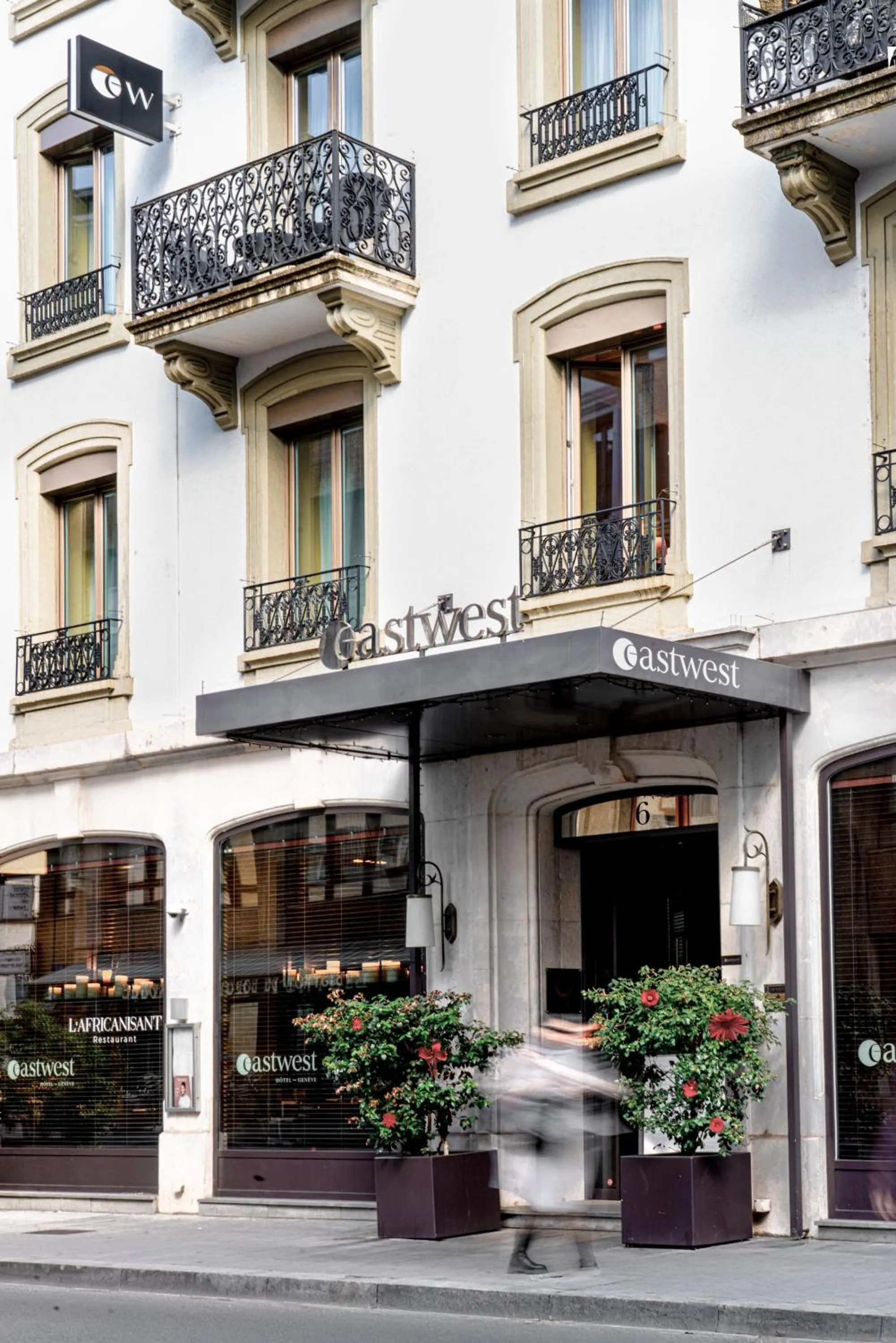 Property building in Eastwest Hôtel by Malone