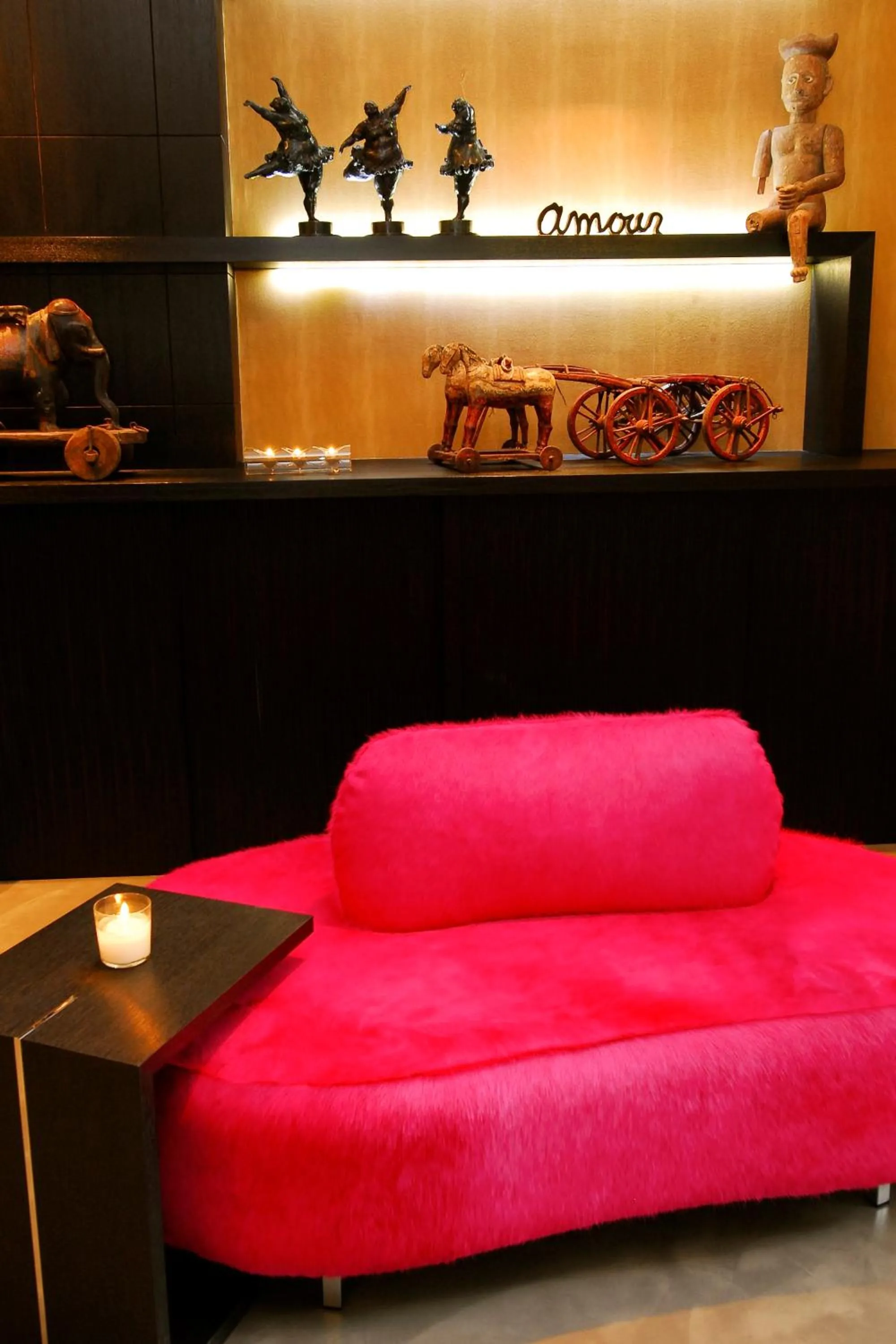 Lounge or bar in Eastwest Hôtel by Malone