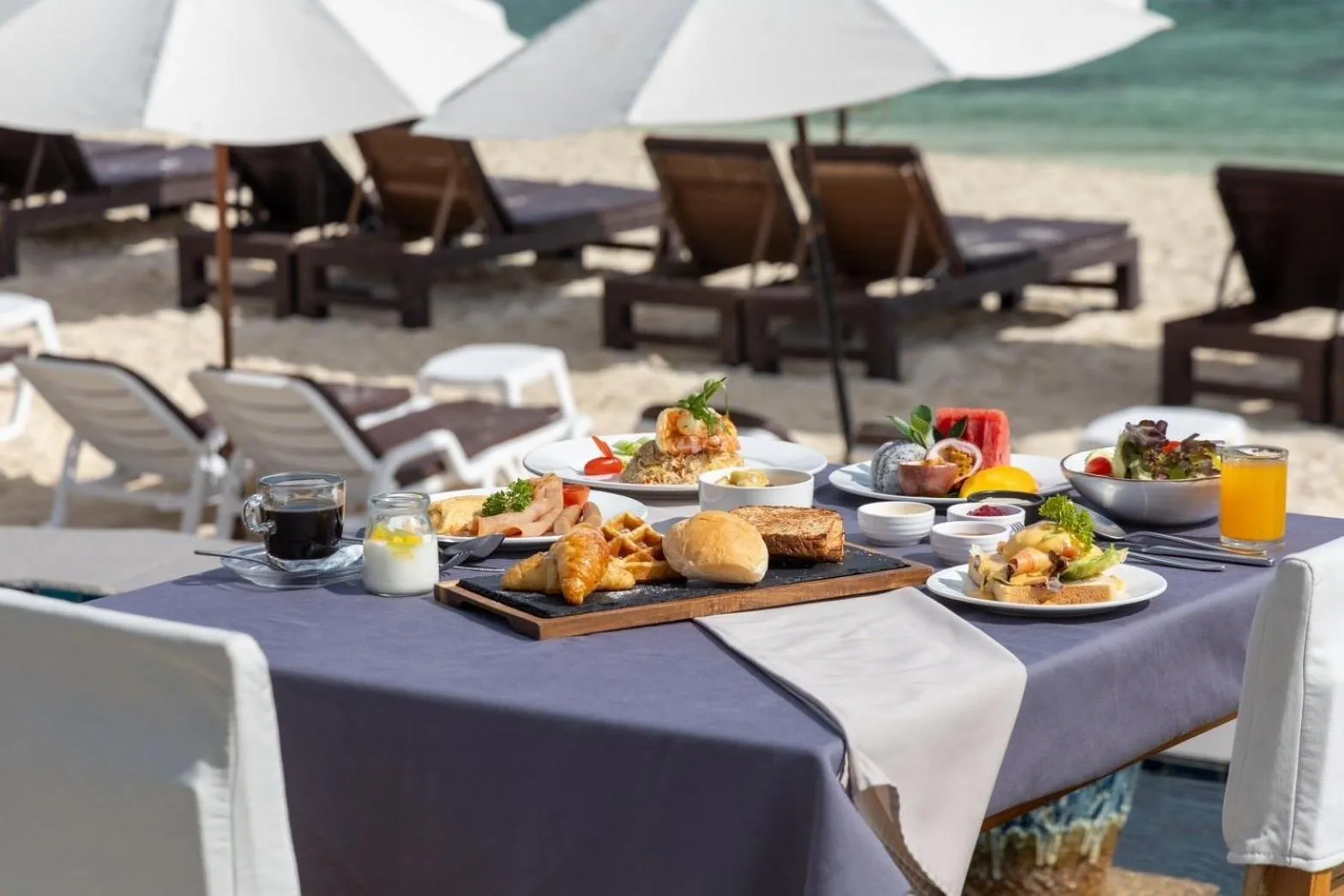 Breakfast in Bulow Casa Grand View Resort