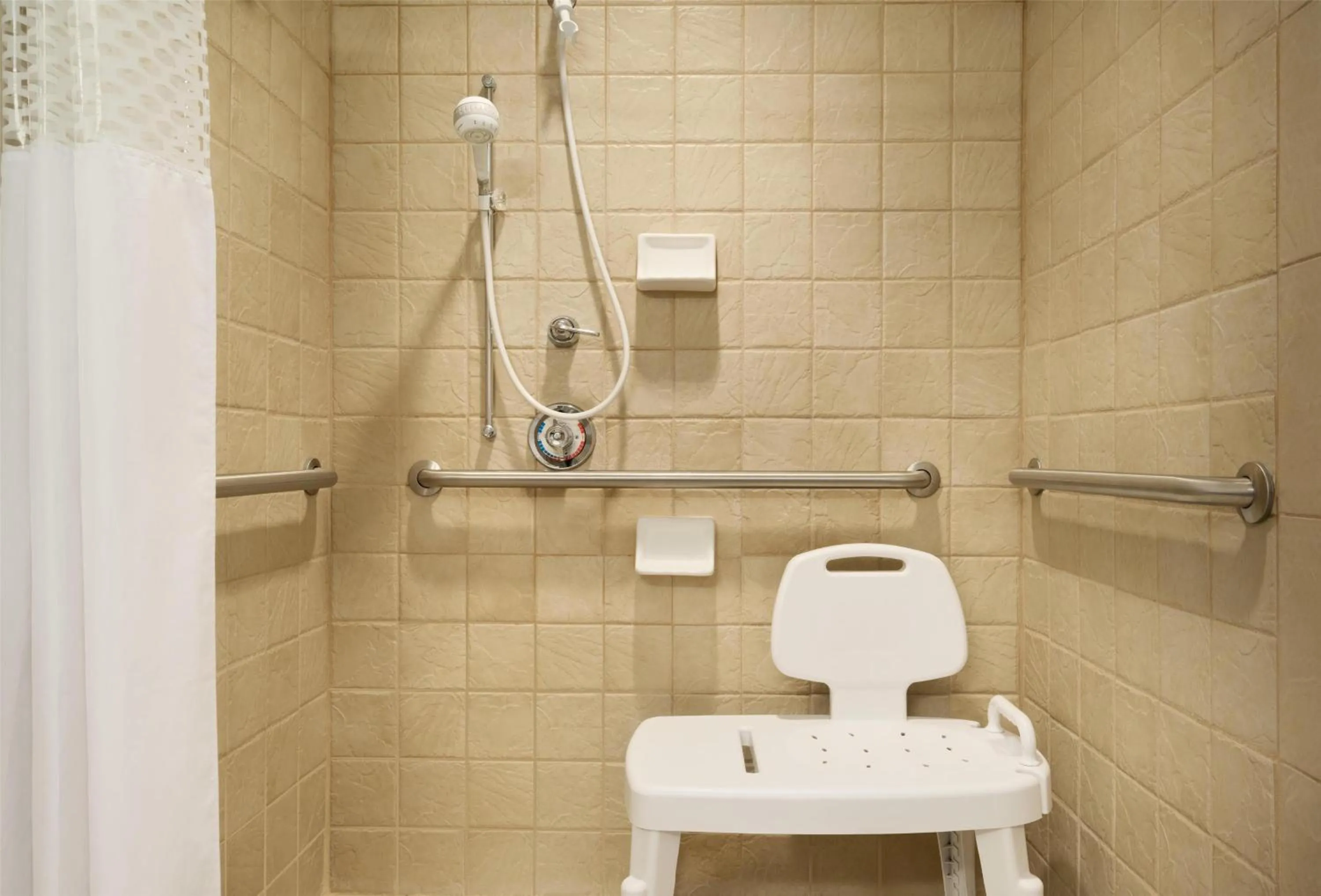 Bathroom in Hampton Inn & Suites Middletown