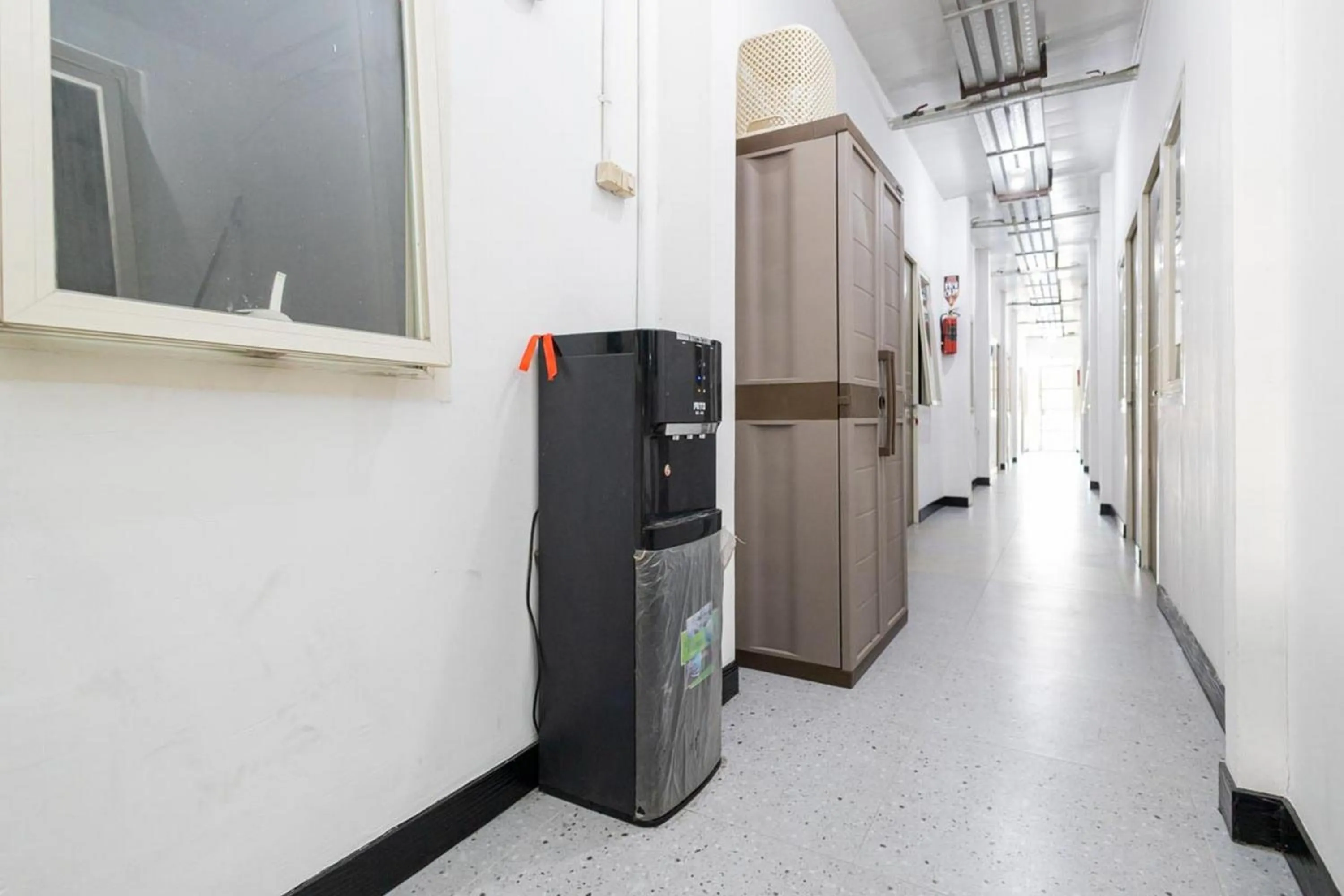 Property building in RedDoorz @ Tanjung Sari Surabaya