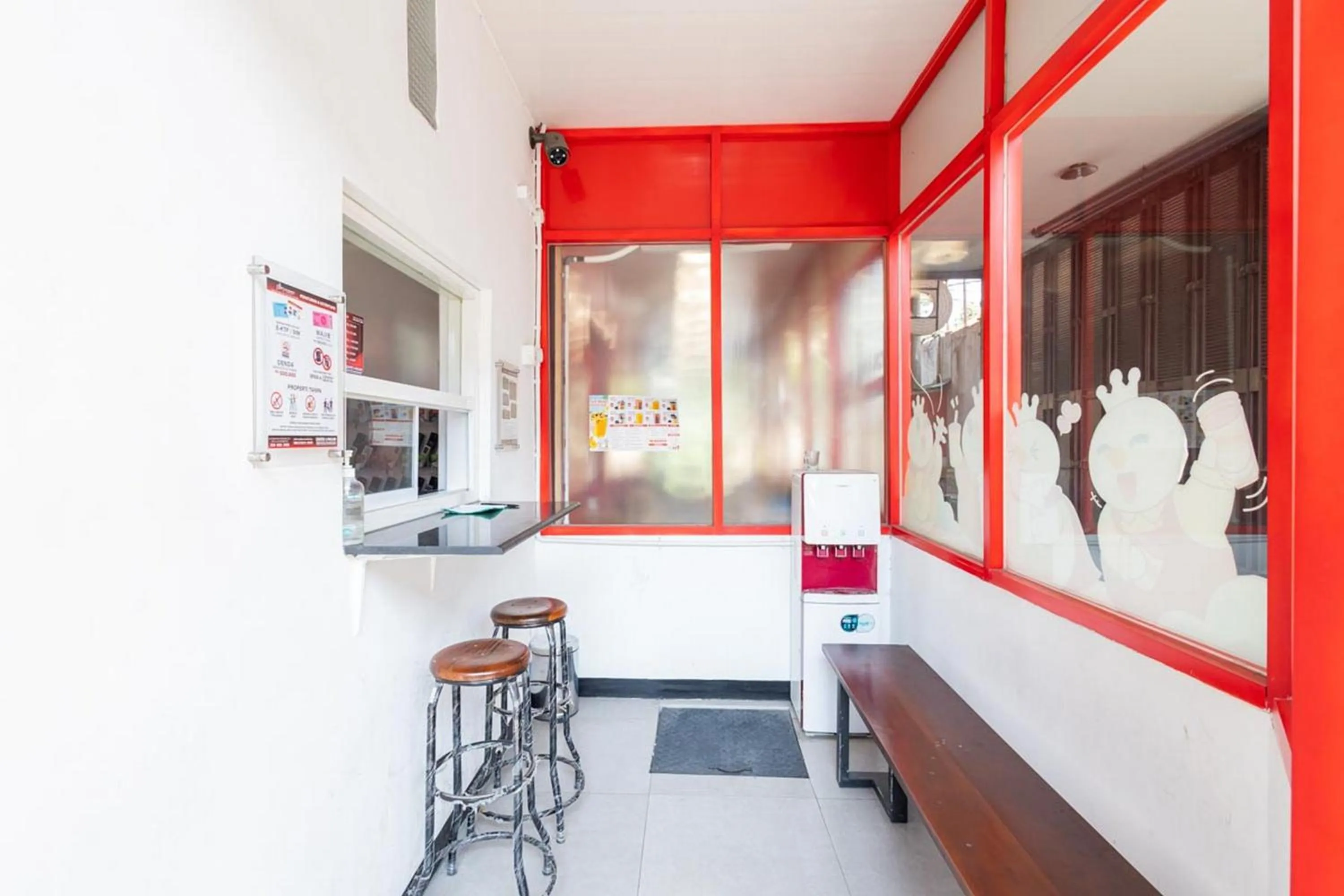 Property building in RedDoorz @ Tanjung Sari Surabaya