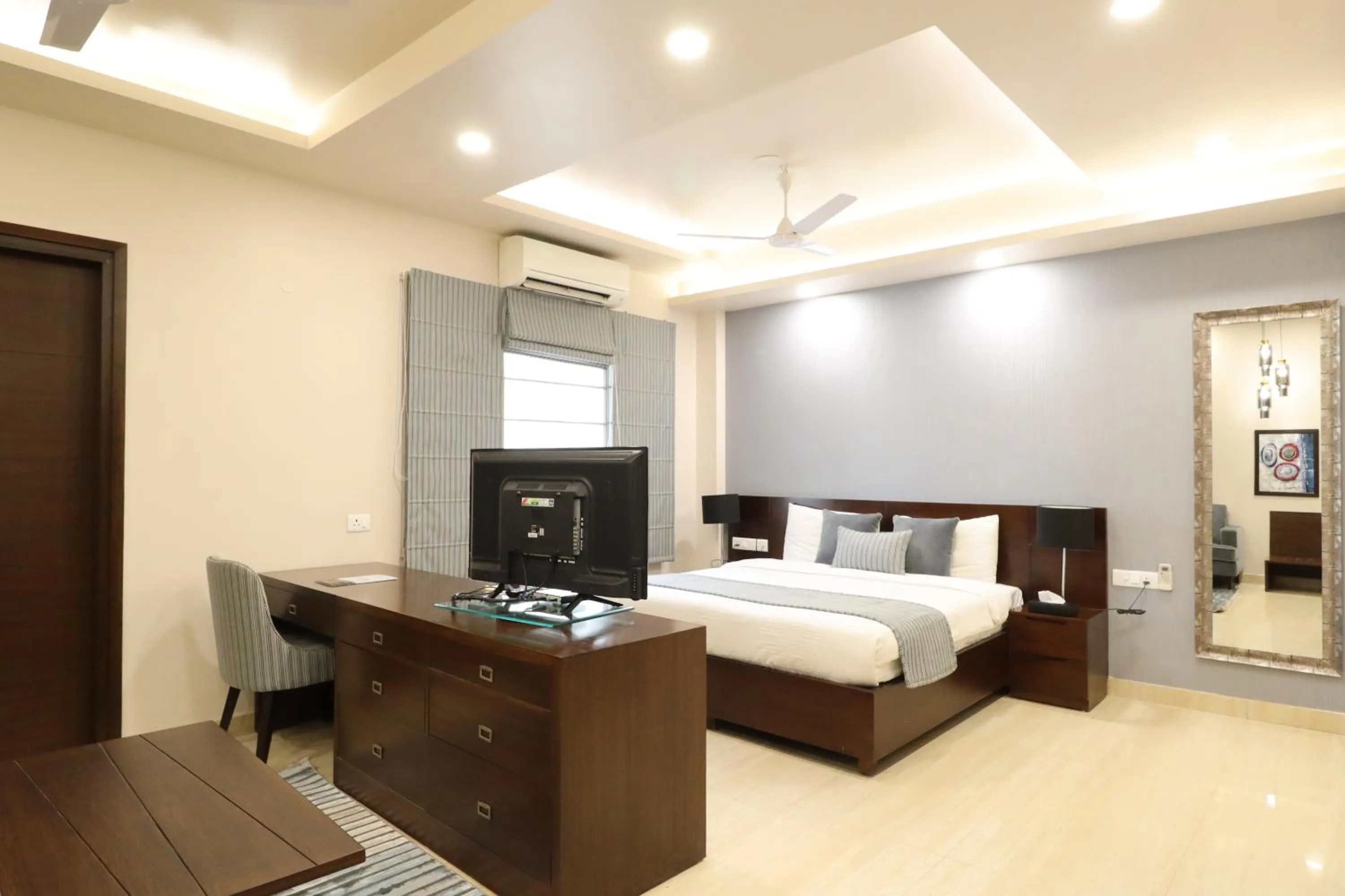 View (from property/room), Bed in Ahuja Residency City Centre