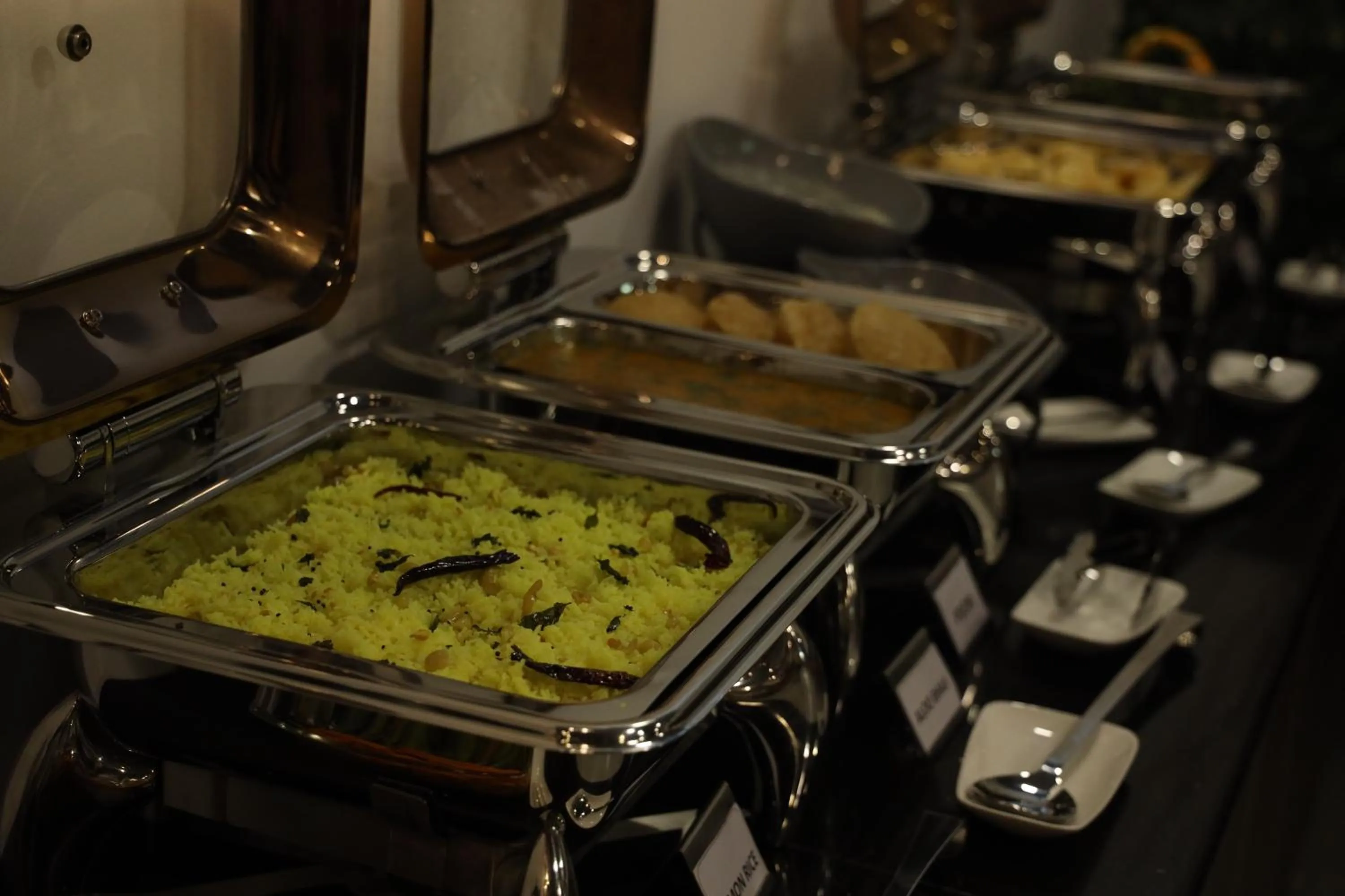 Breakfast in Ahuja Residency City Centre