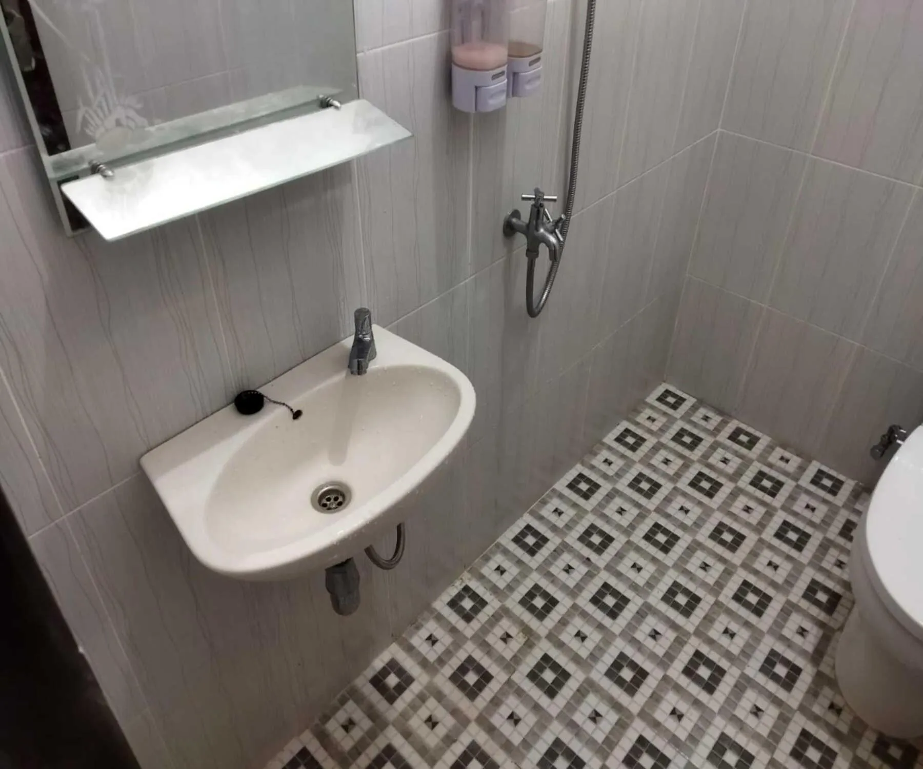 Bathroom in Algira Homestay Prambanan