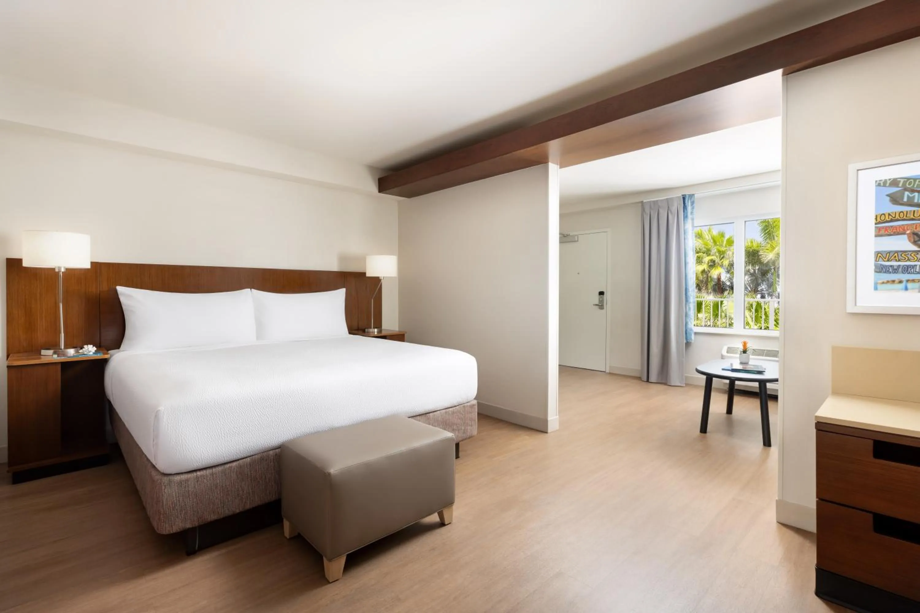 Bed in Fairfield Inn & Suites by Marriott Key West at The Keys Collection