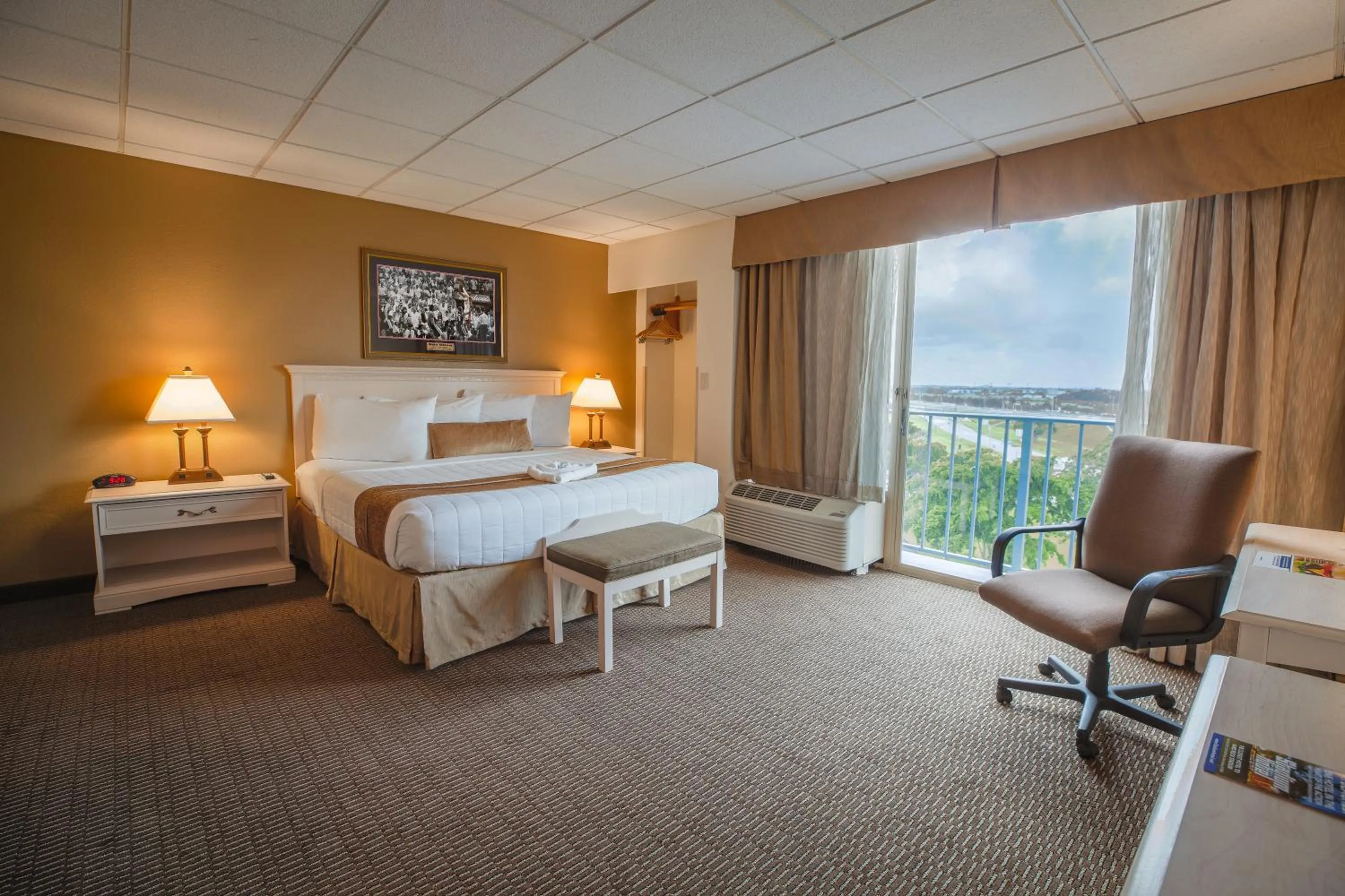 Photo of the whole room in Stadium Hotel