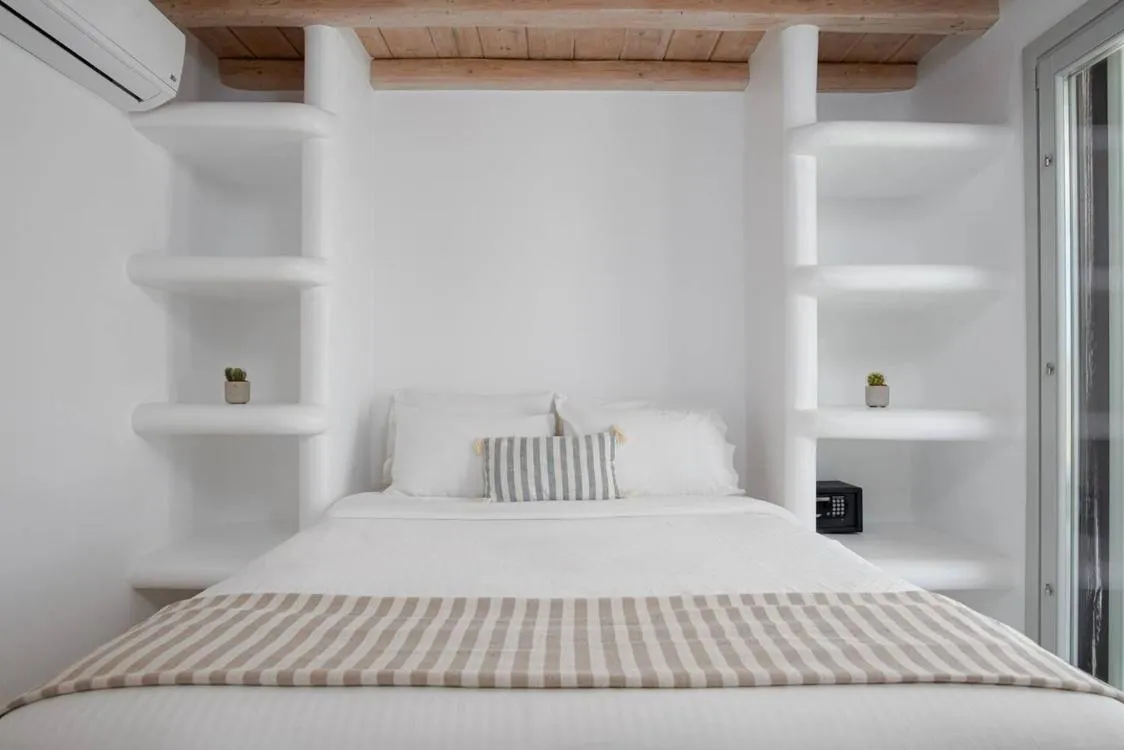 Bed in Koumi Homes Mykonos