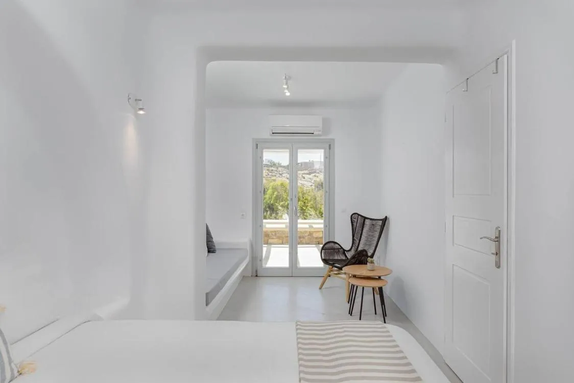 Bed in Koumi Homes Mykonos