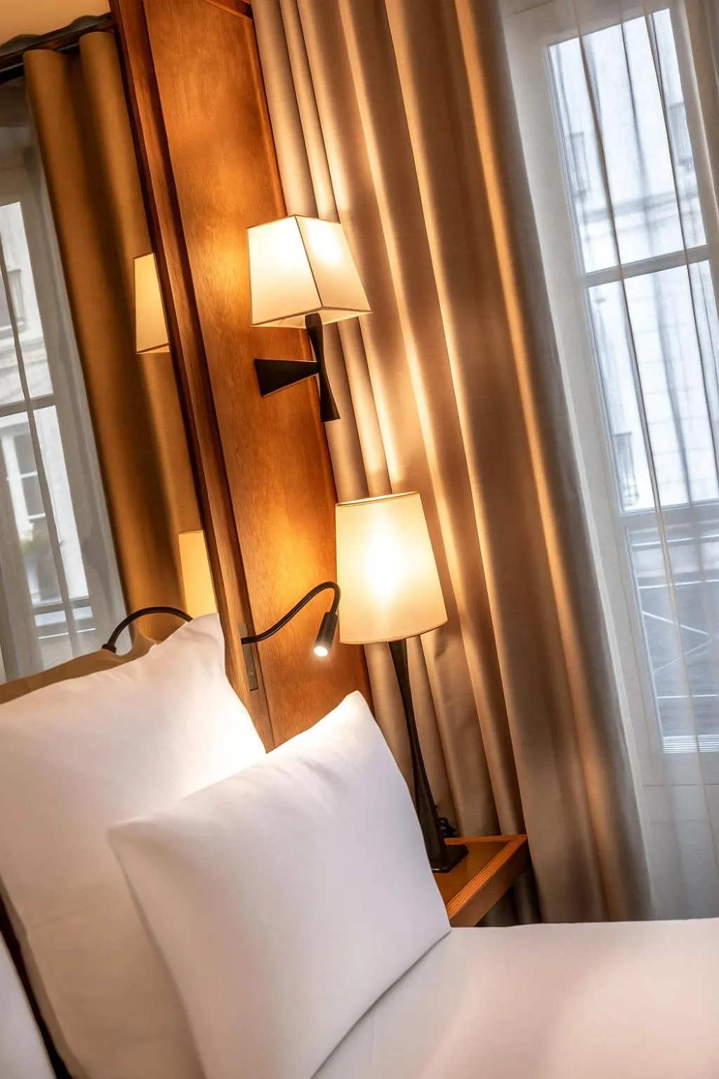 Bed in Hôtel Villa Madame - Saint-Germain-des-Prés