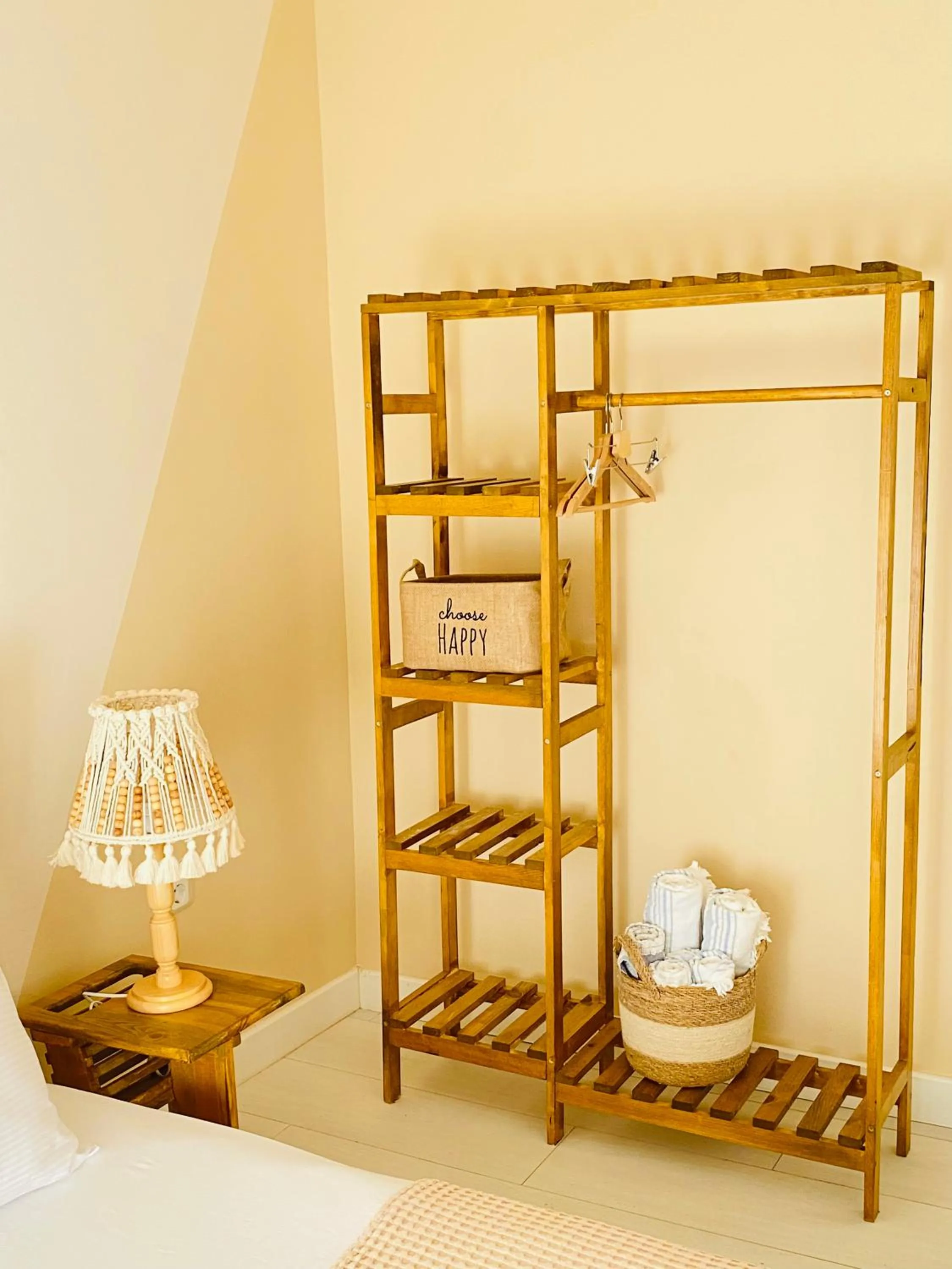 wardrobe in Alaca Butik Otel