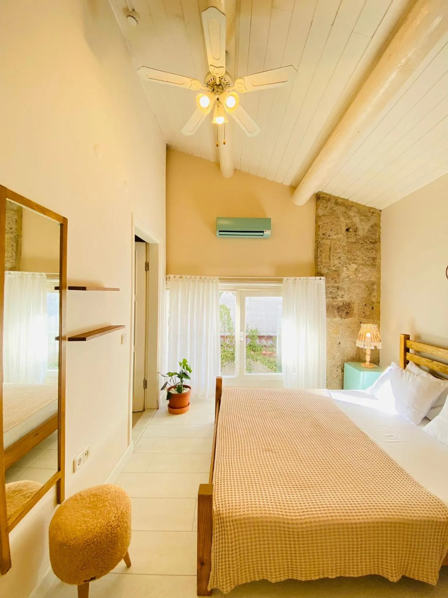 Bed in Alaca Butik Otel