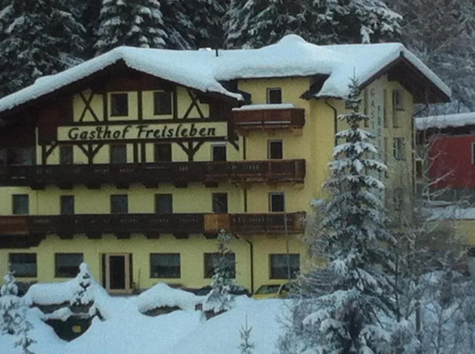 Property building in "Quality Hosts Arlberg" Hotel-Gasthof Freisleben