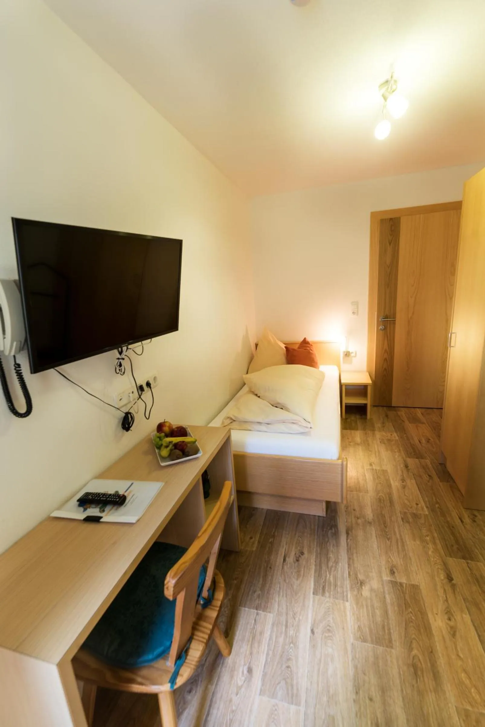 Bed in "Quality Hosts Arlberg" Hotel-Gasthof Freisleben