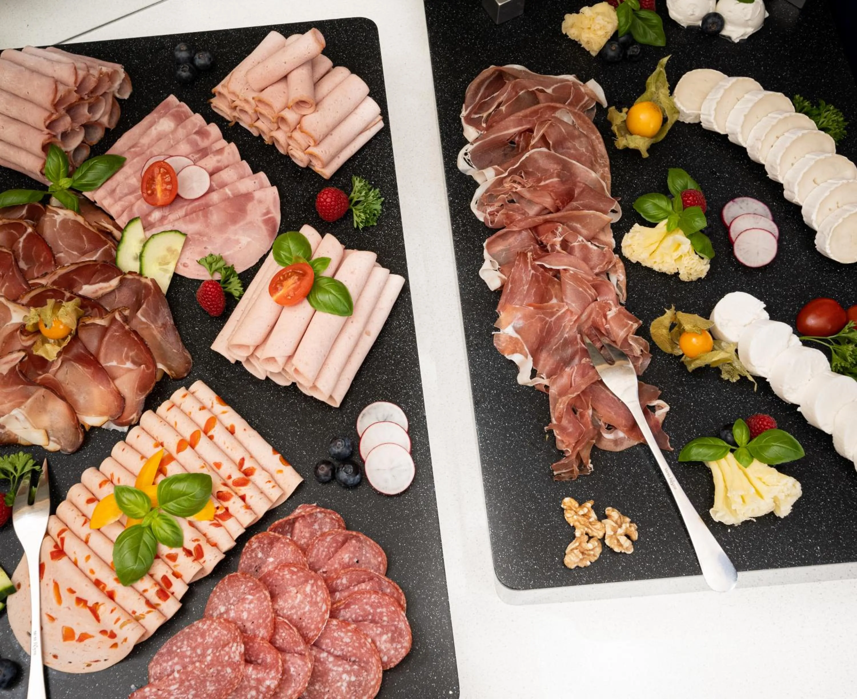 Buffet breakfast in Garni-Hotel Sailer & Hotel Sailer´s Villa