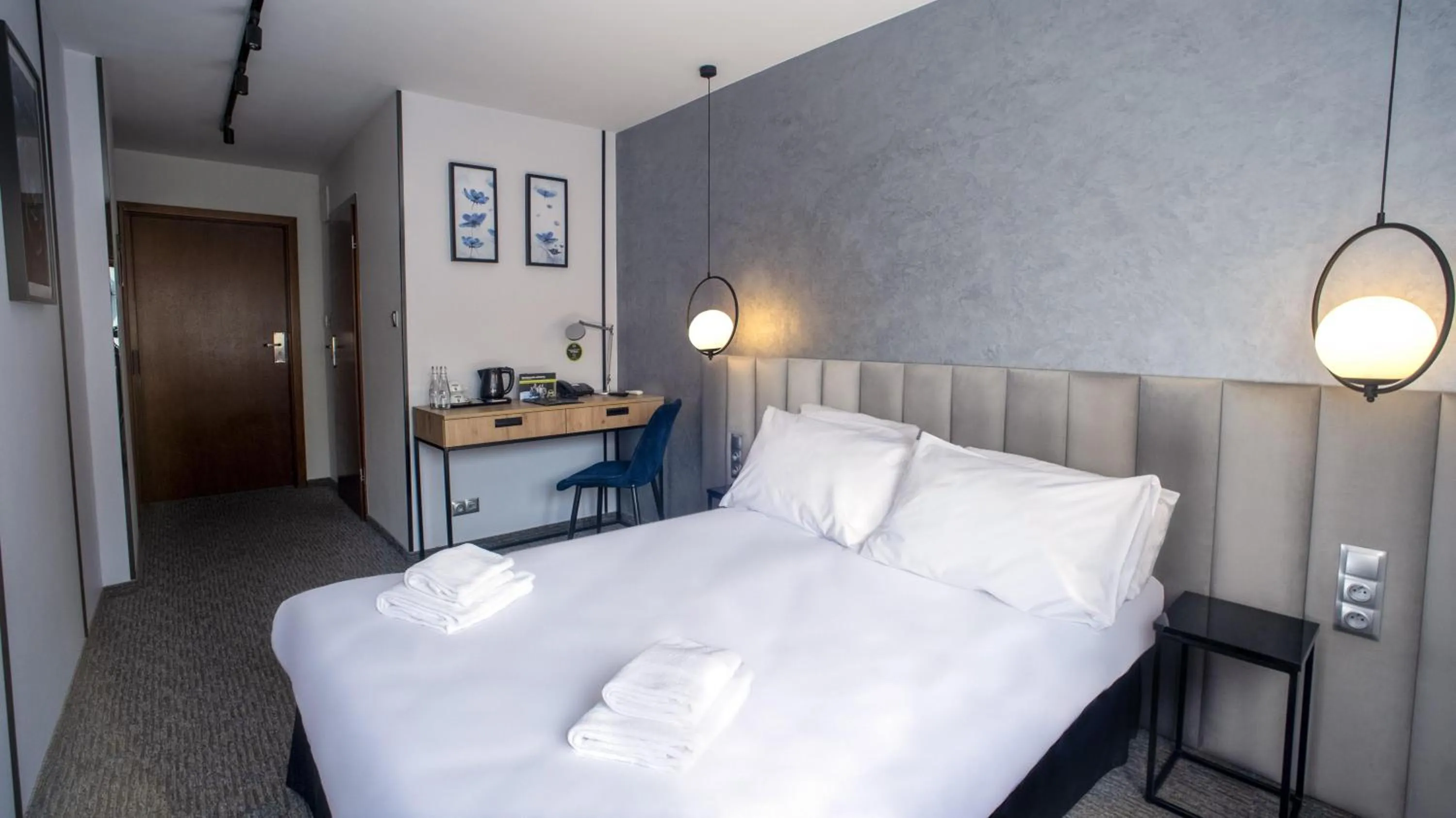 Photo of the whole room, Bed in B&B HOTEL Piotrków Trybunalski