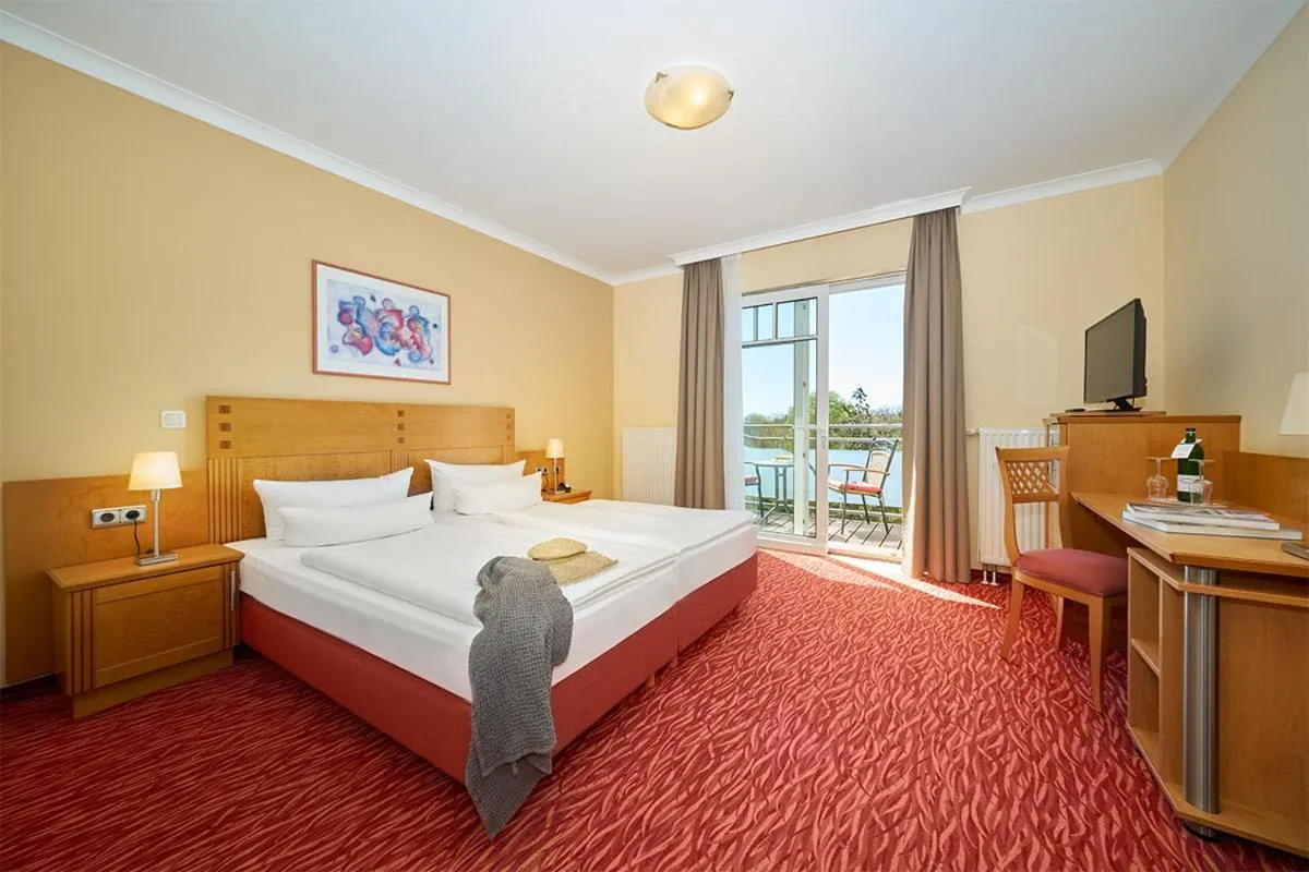 Double Room with Balcony - Land Side in Strandpalais Prinz von Preussen - Anbau vom Strandhotel Preussenhof