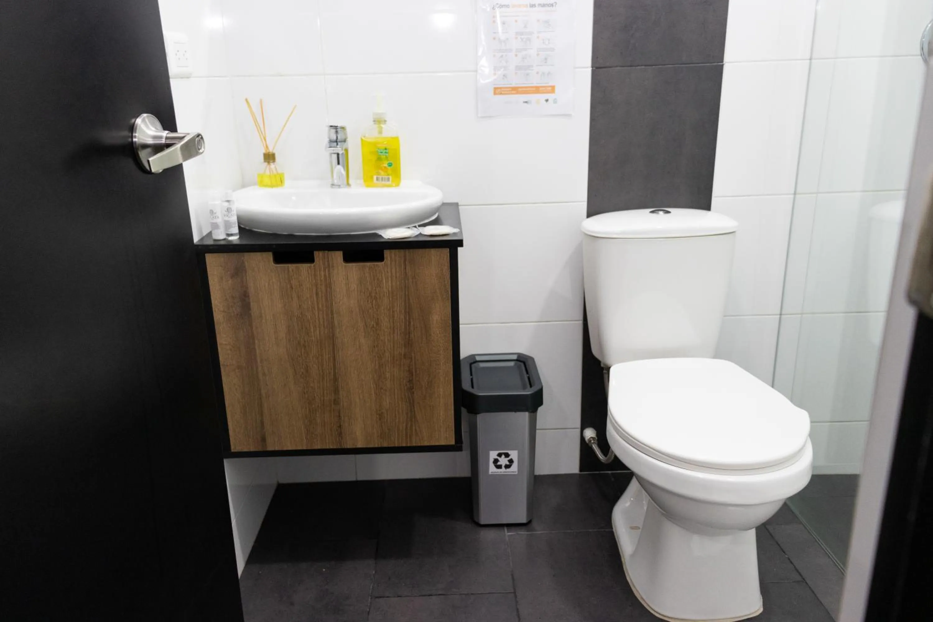 Bathroom in Hotel Bacata Plaza