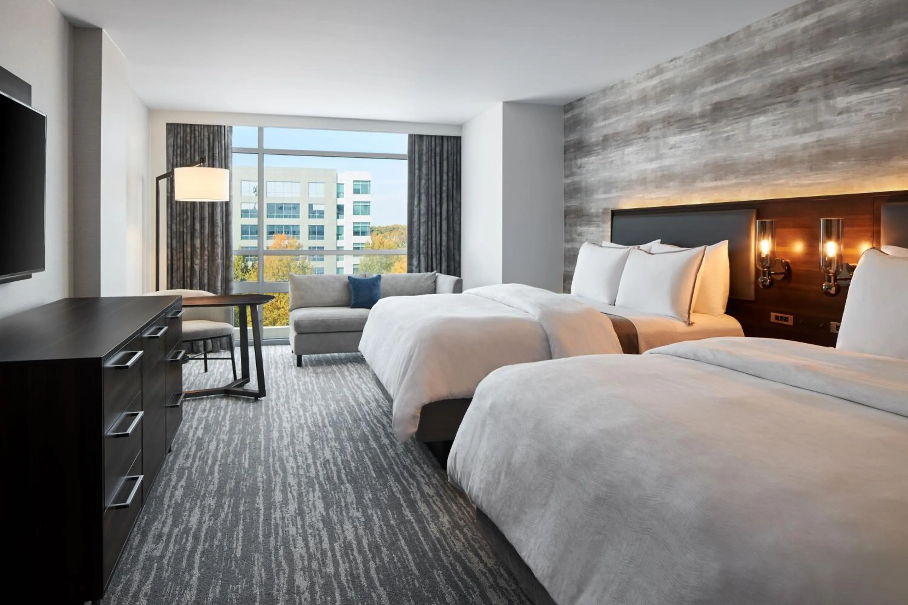 Bed in The Westin Richmond