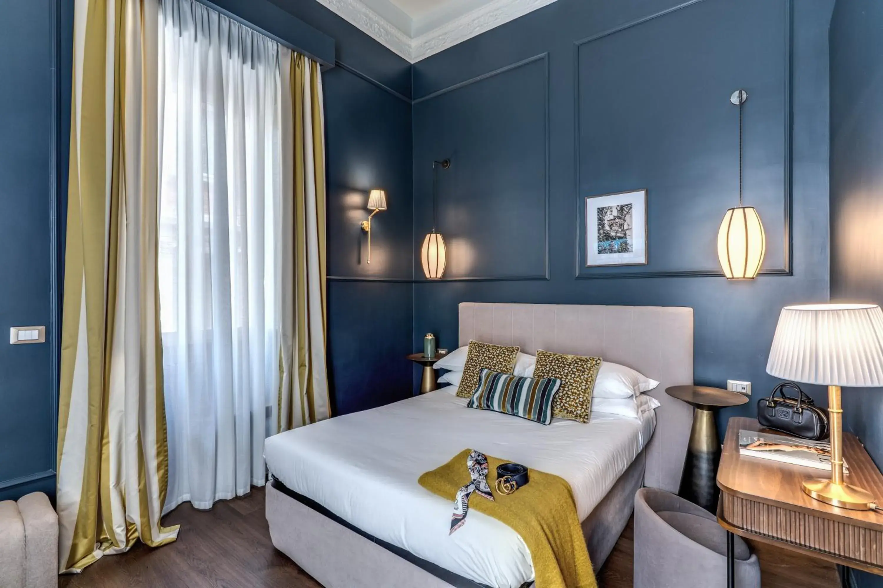 Triple Room with City View in Antica Residenza Del Corso Triple Room with City View in Antica Residenza Del Corso