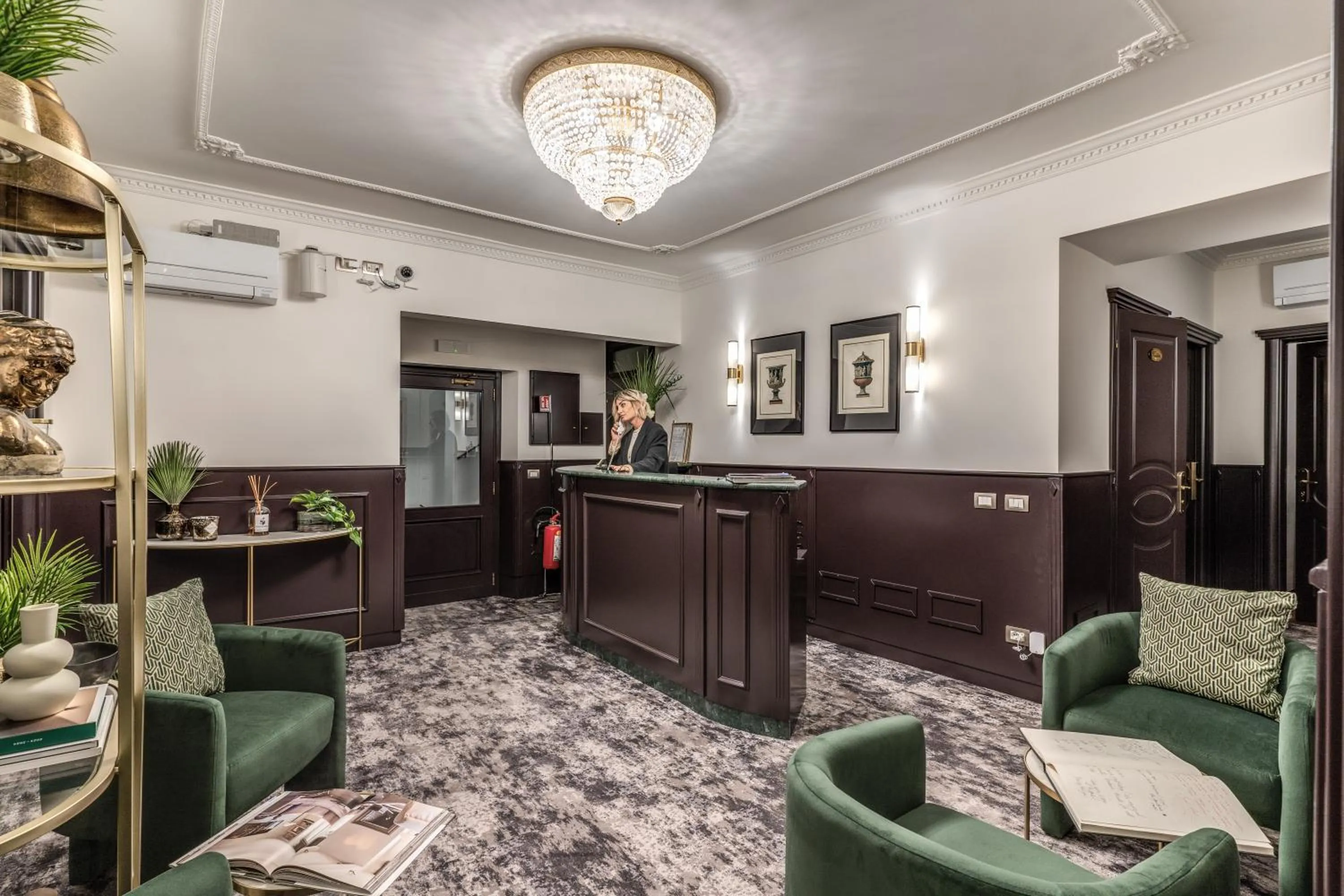 Lobby or reception in Antica Residenza Del Corso