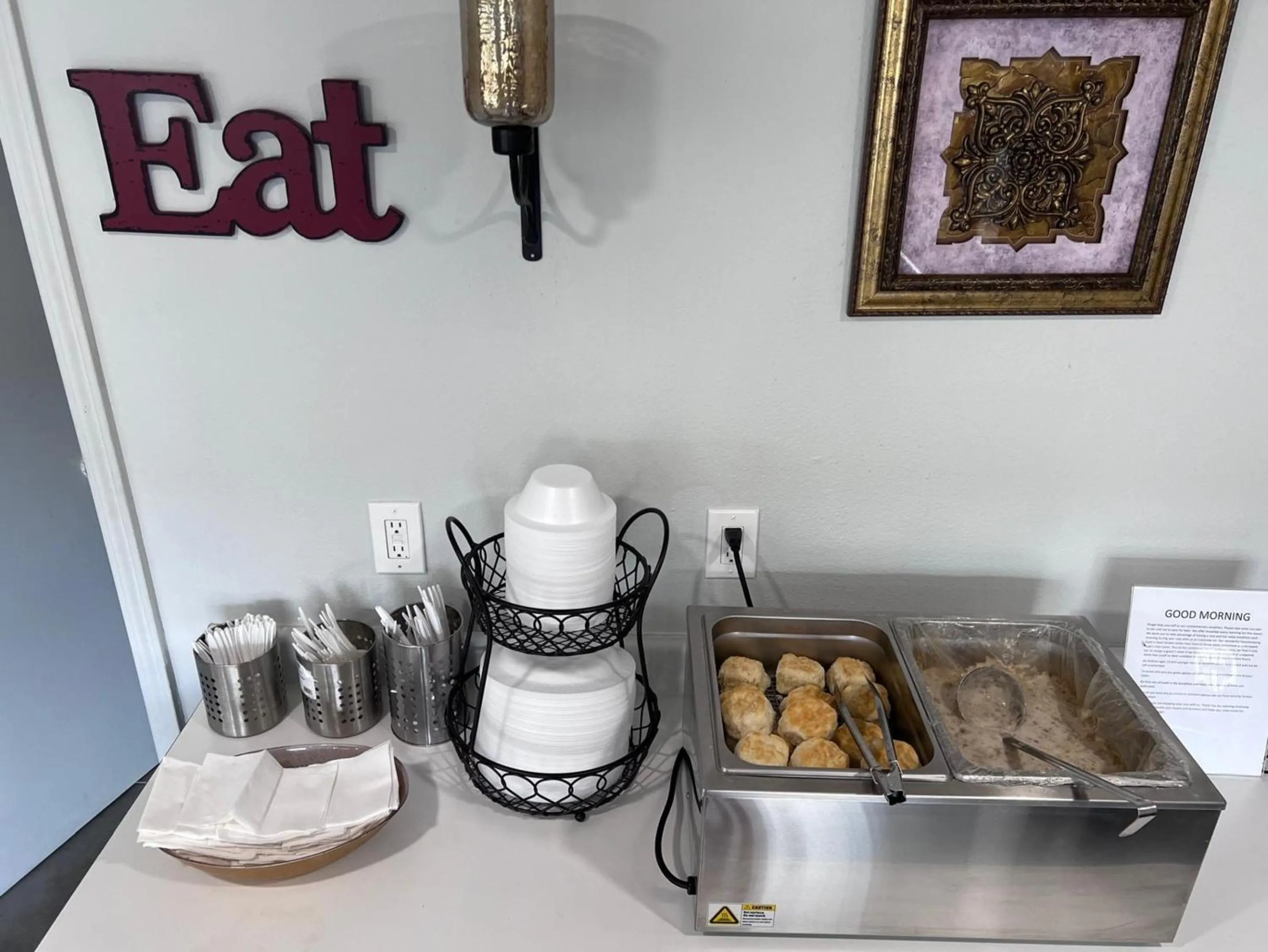 Breakfast in Crestview Inn