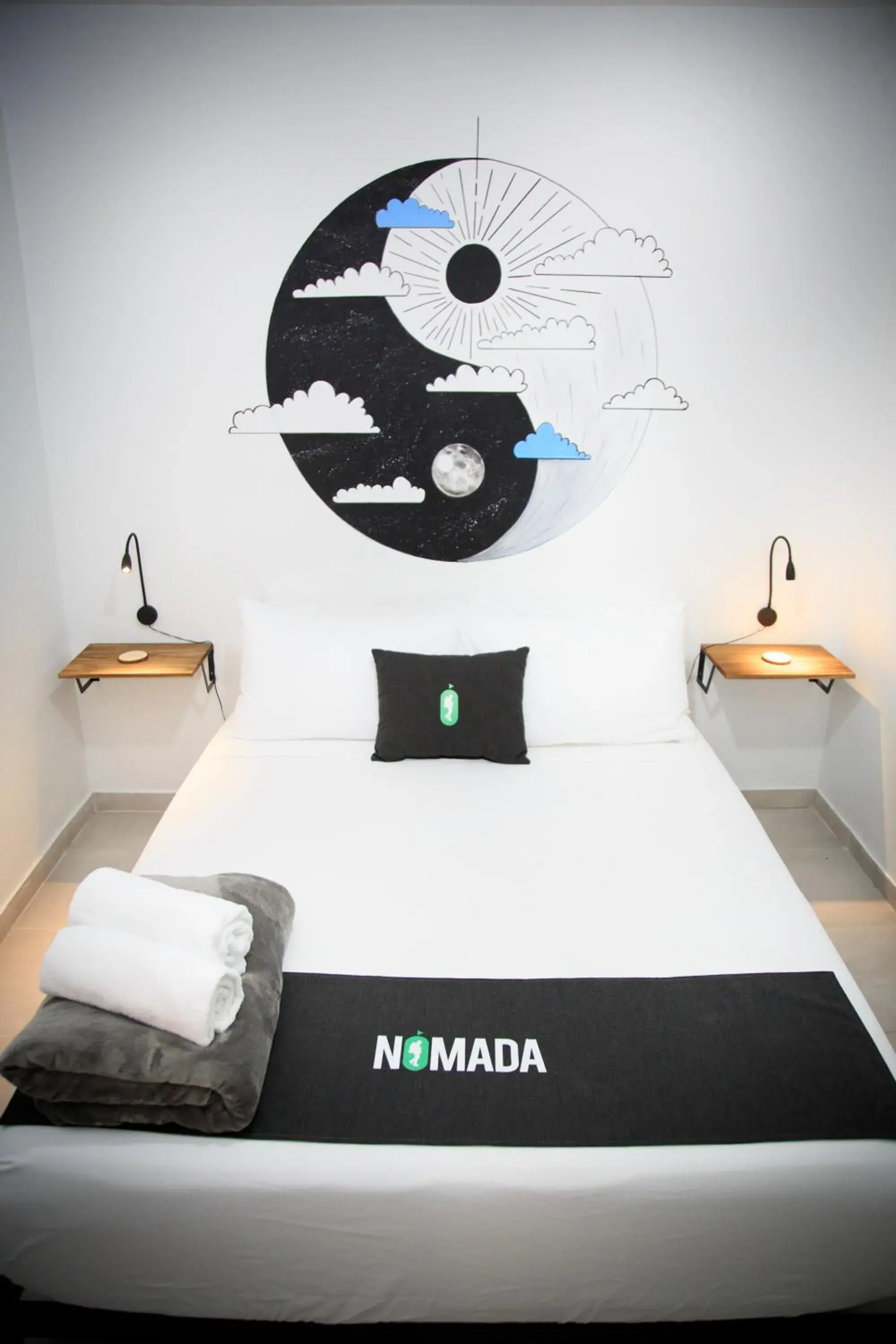 Deluxe Double Room in Nomada Beach Hostel- Isla Verde Deluxe Double Room in Nomada Beach Hostel- Isla Verde