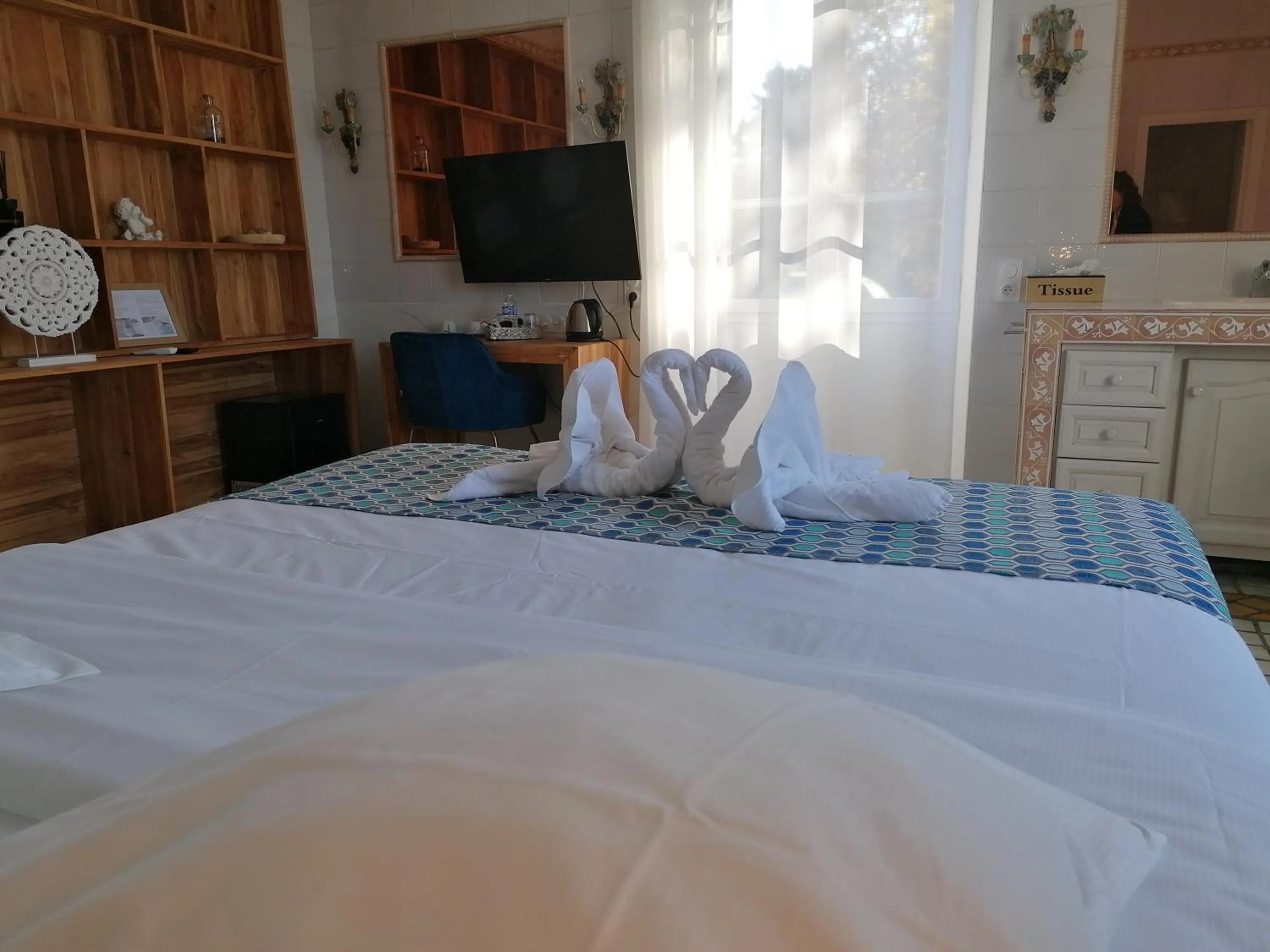 Bed in DOMAINE DE LA NERTHE- HOTEL PROVENCE MEDITERRANEE