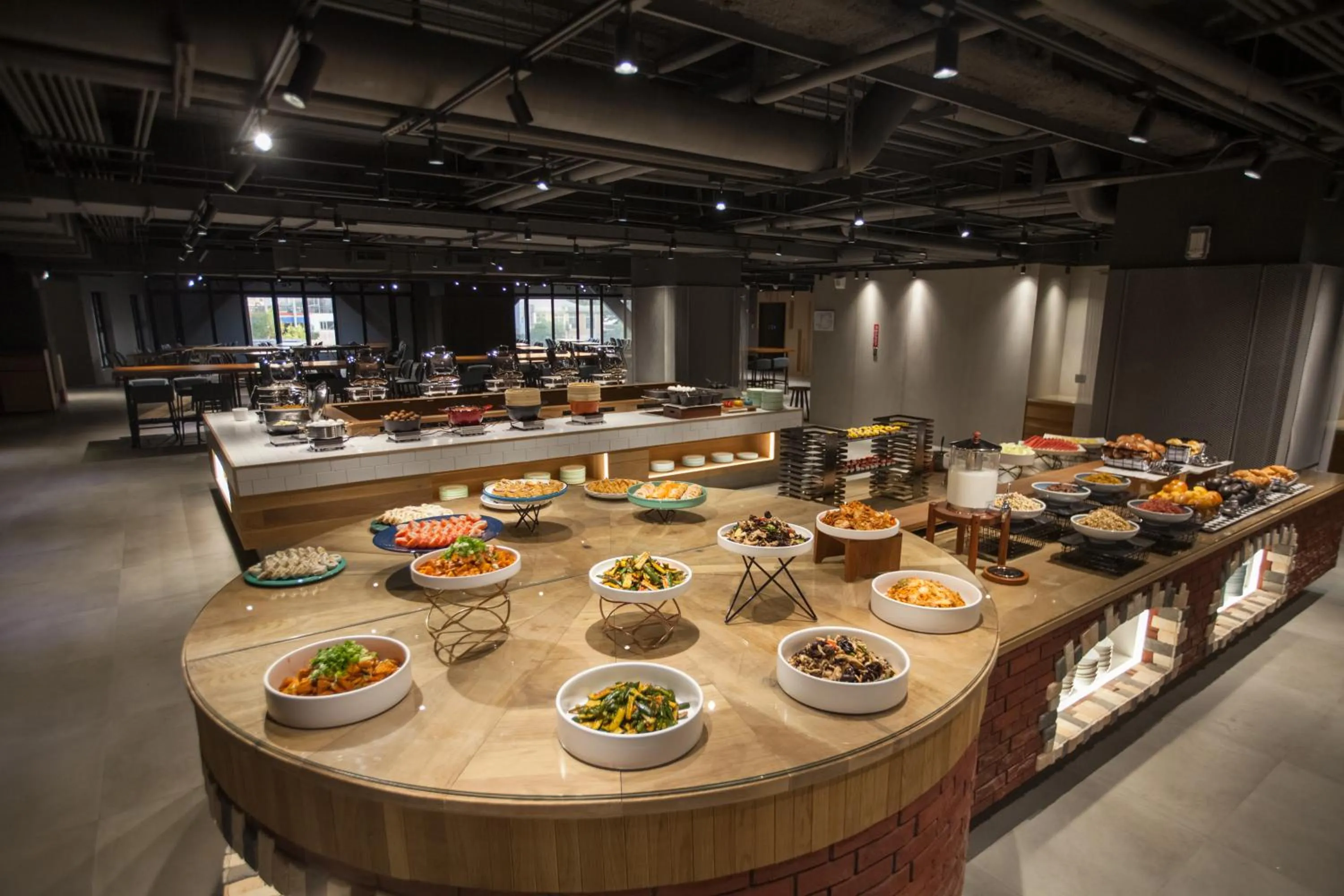 Breakfast in Phoenix Hotel Taichung