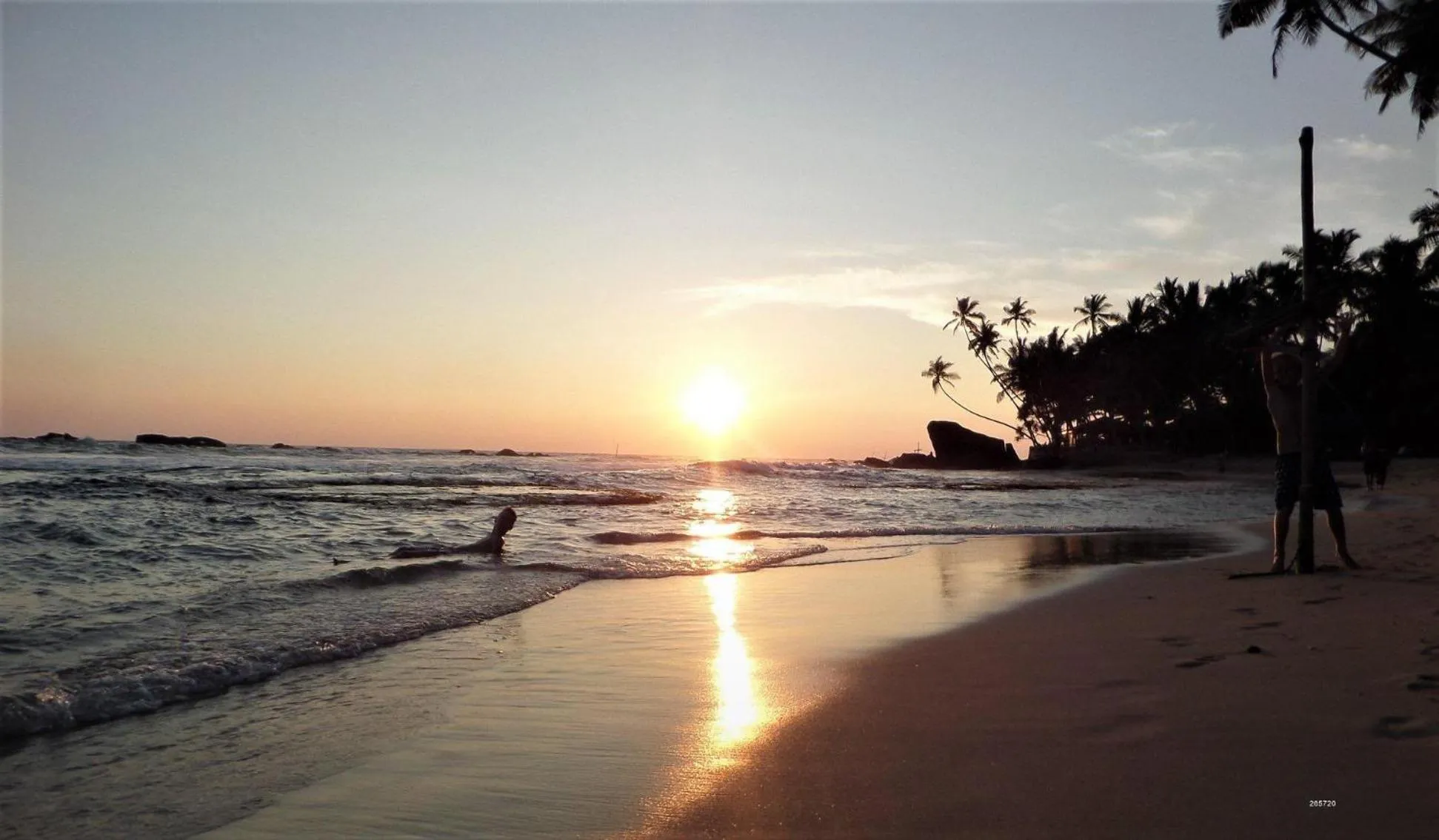 Sea view in Avin Beach Villa