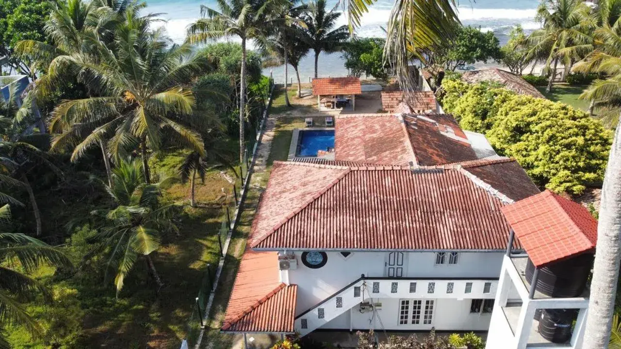 Avin Beach Villa Avin Beach Villa