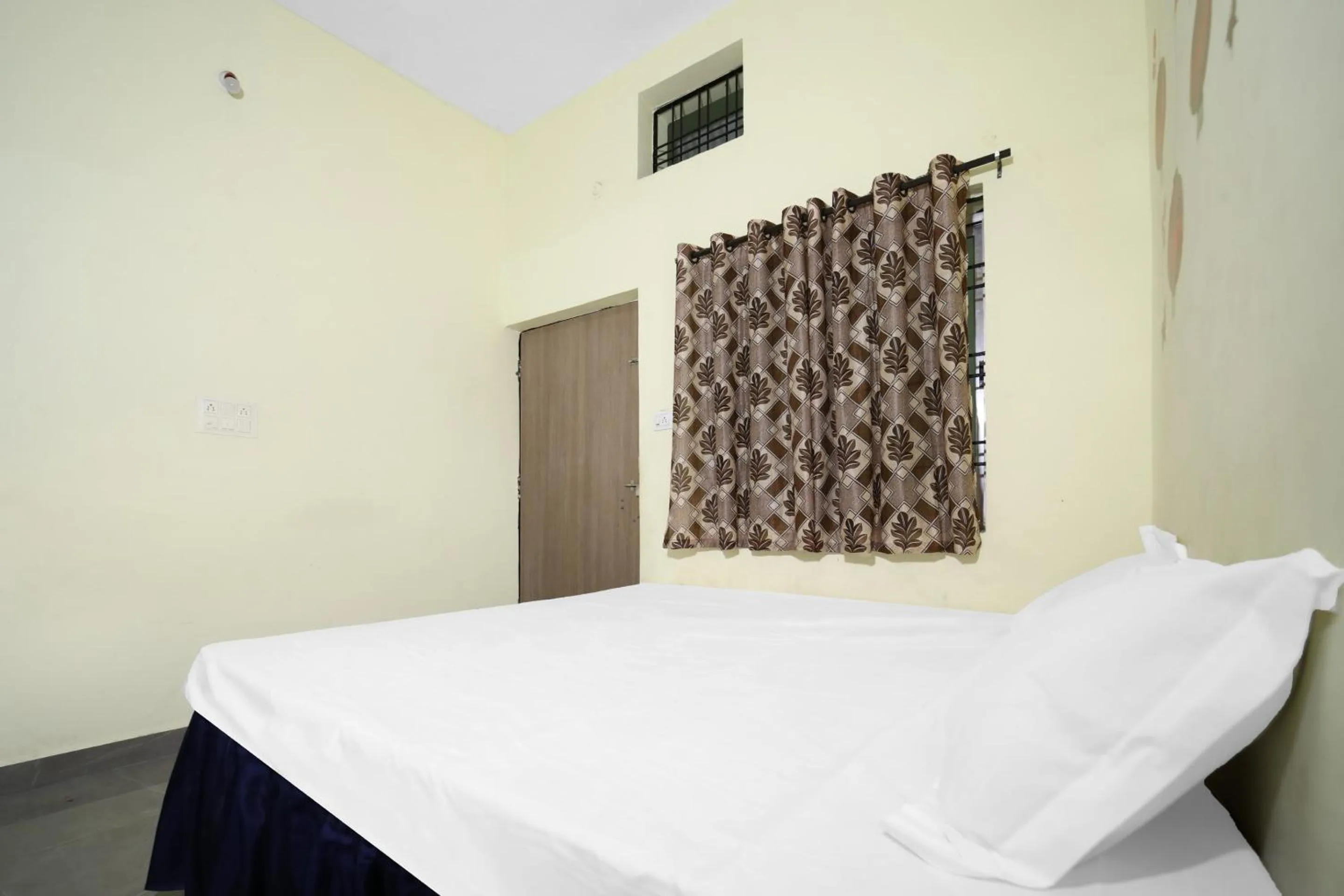 Bedroom in Hotel O Amaira