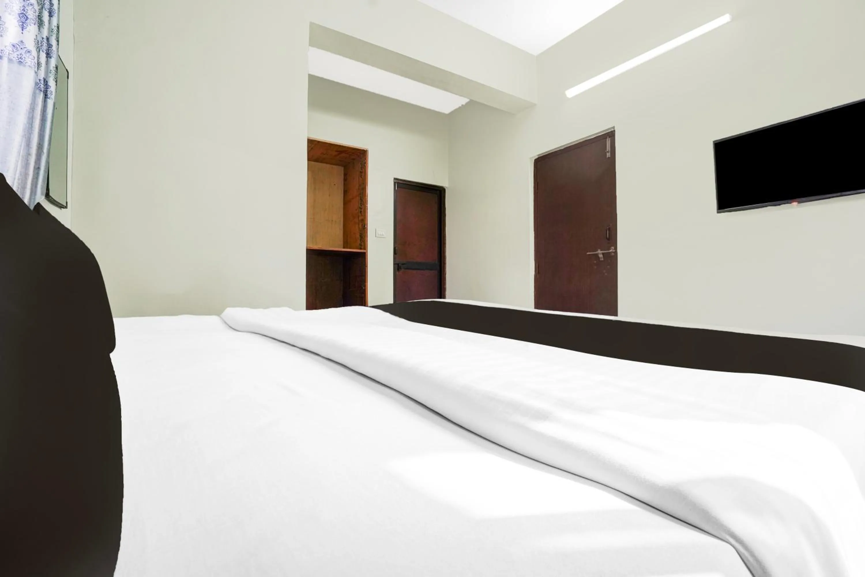 Bedroom, Bed in Super Hotel O Rajendra Nagar Hingna Road