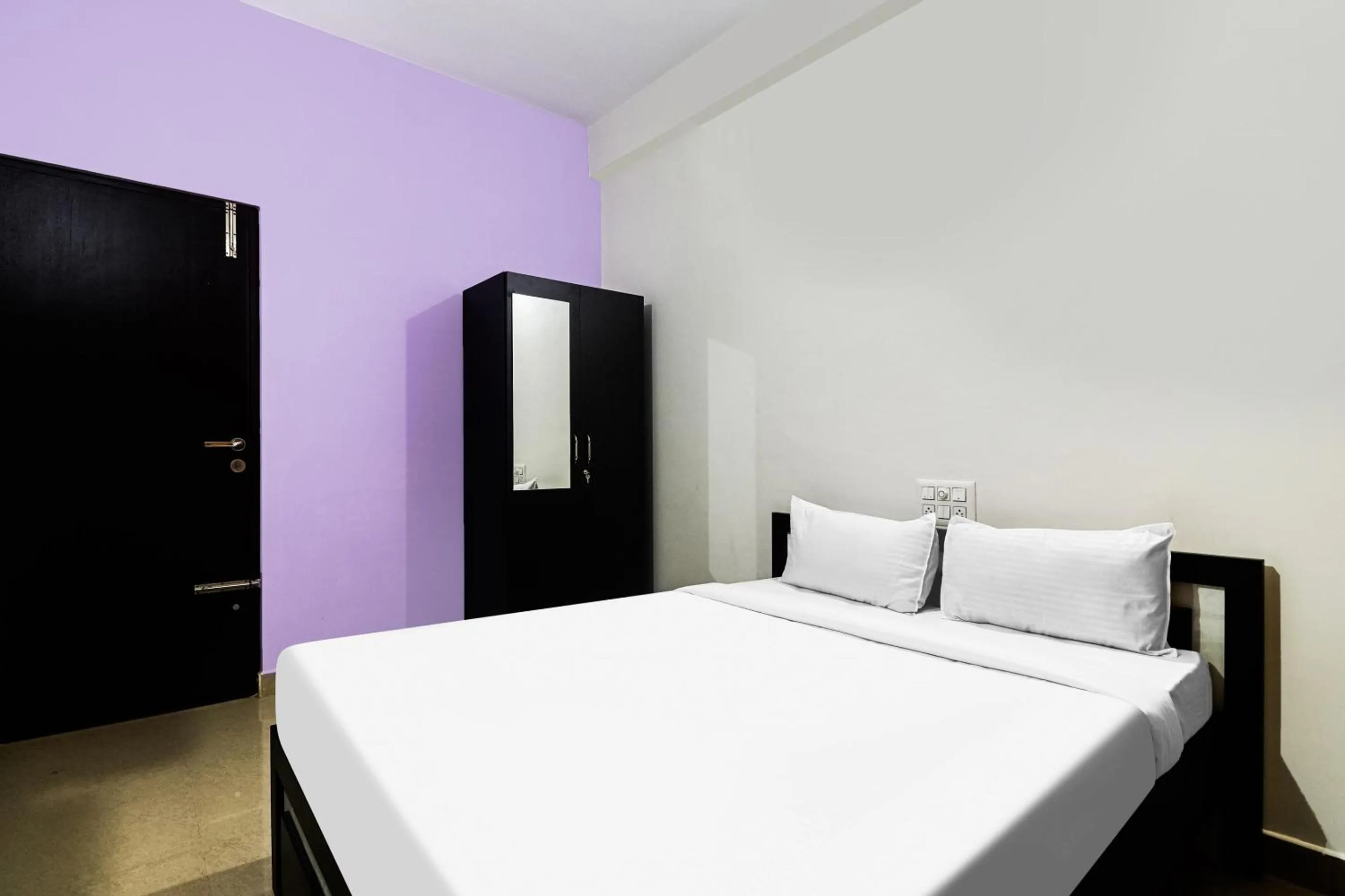 Bedroom, Bed in Hotel O MK Arcade