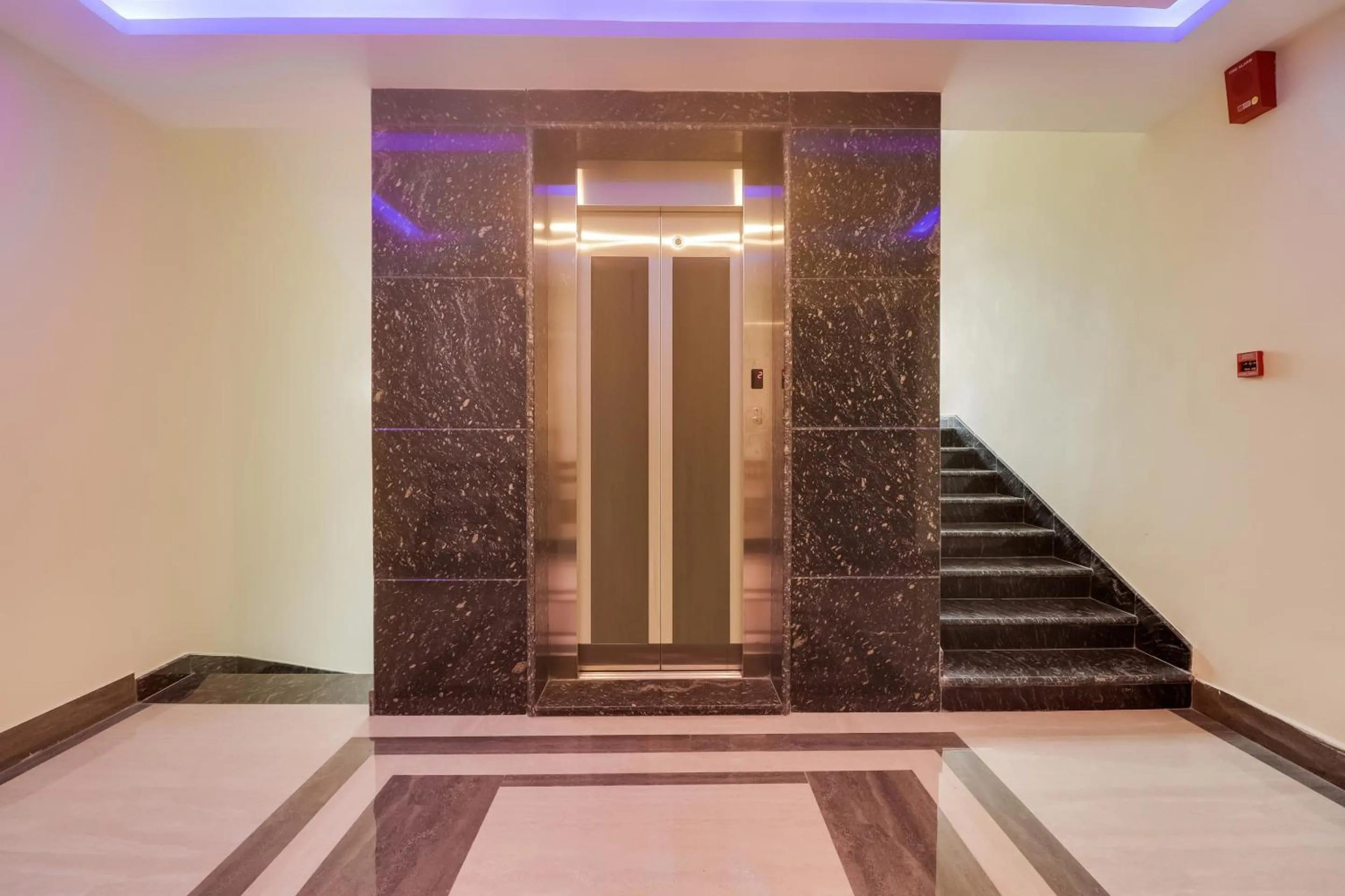 Lobby or reception in Townhouse DJ Grand