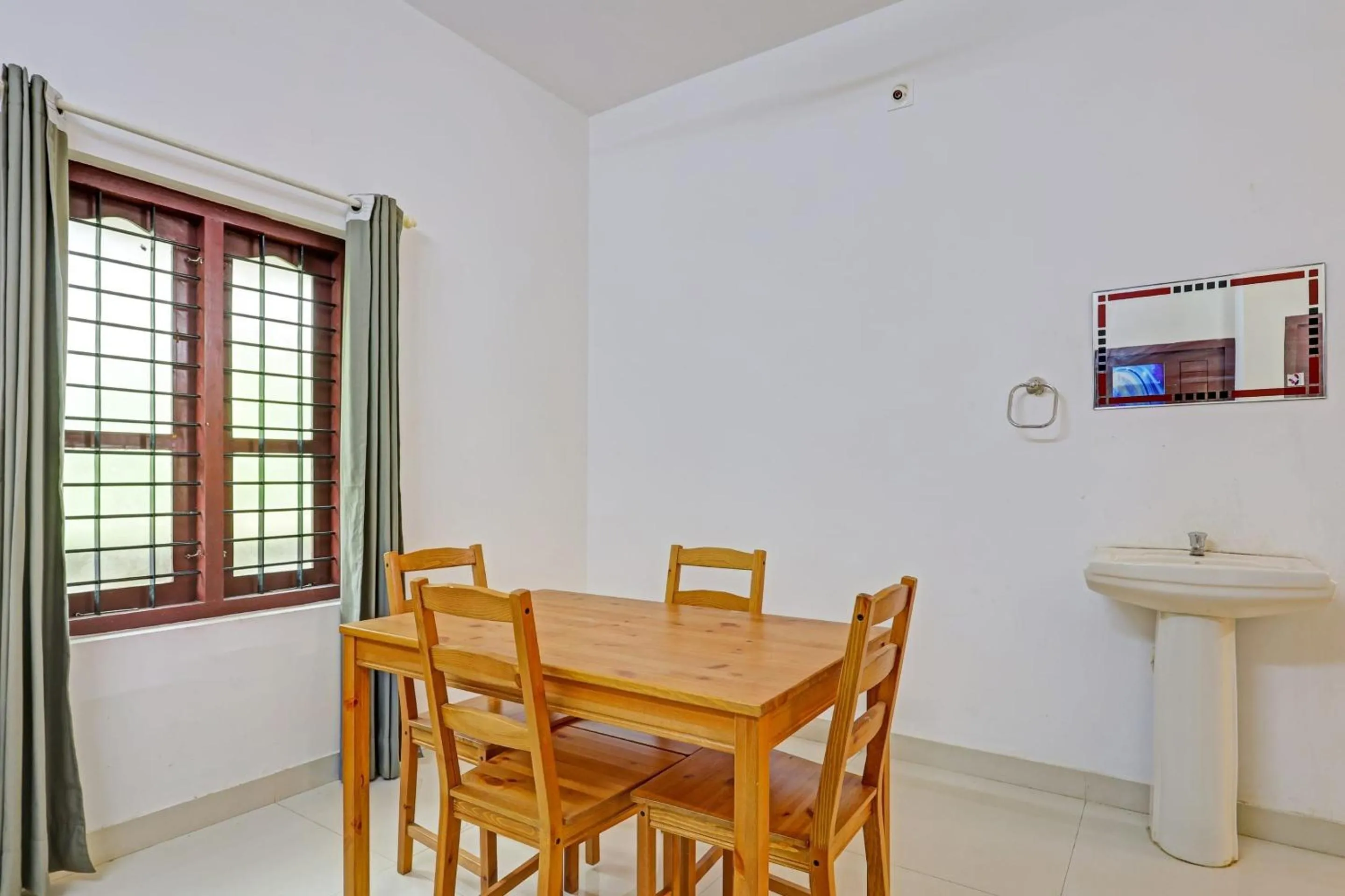 Lobby or reception in Super Capital O Pop Tavern Kazhakkottam