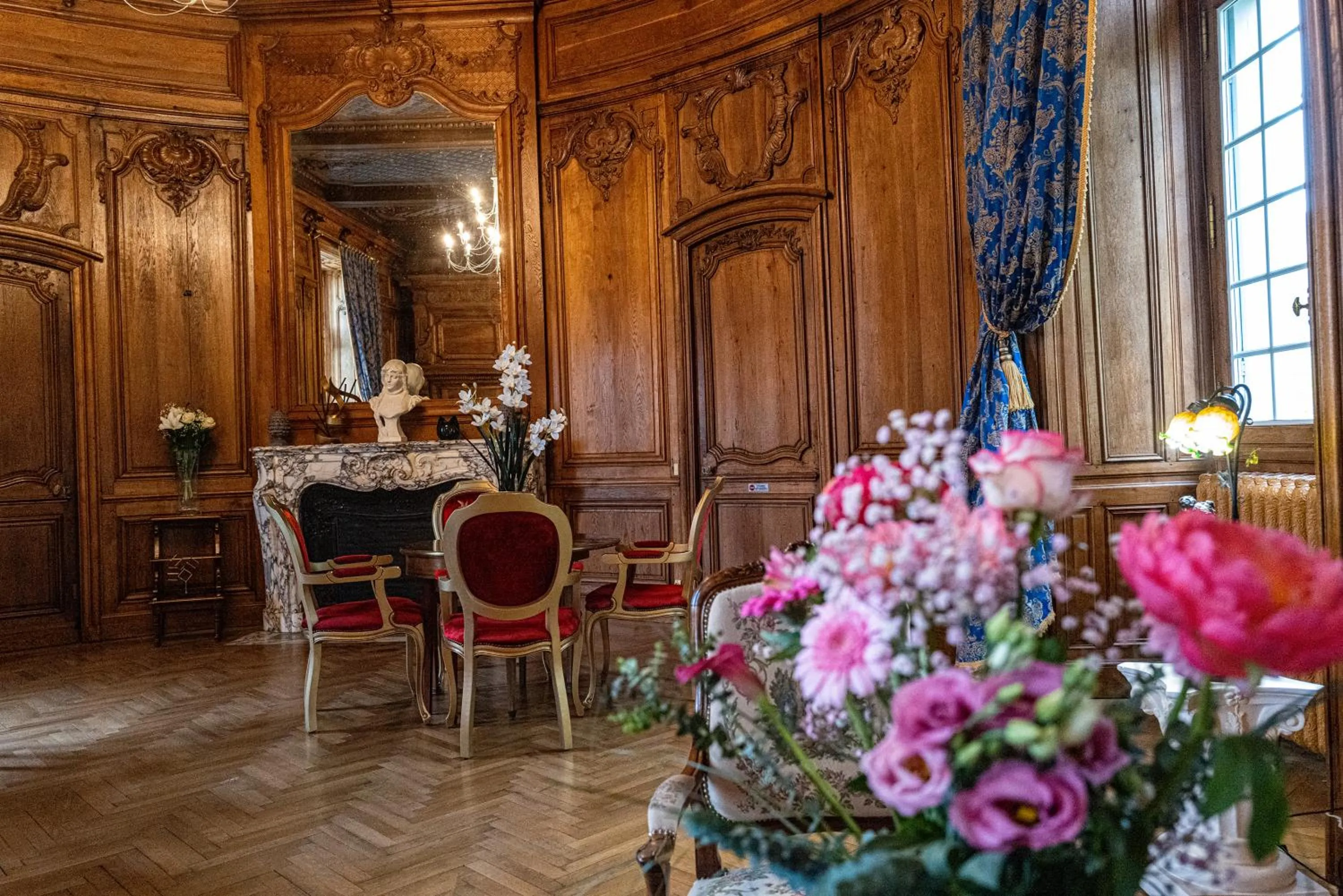Living room in Domaine de Monrecour - Hôtel & Restaurant - Proche de Sarlat